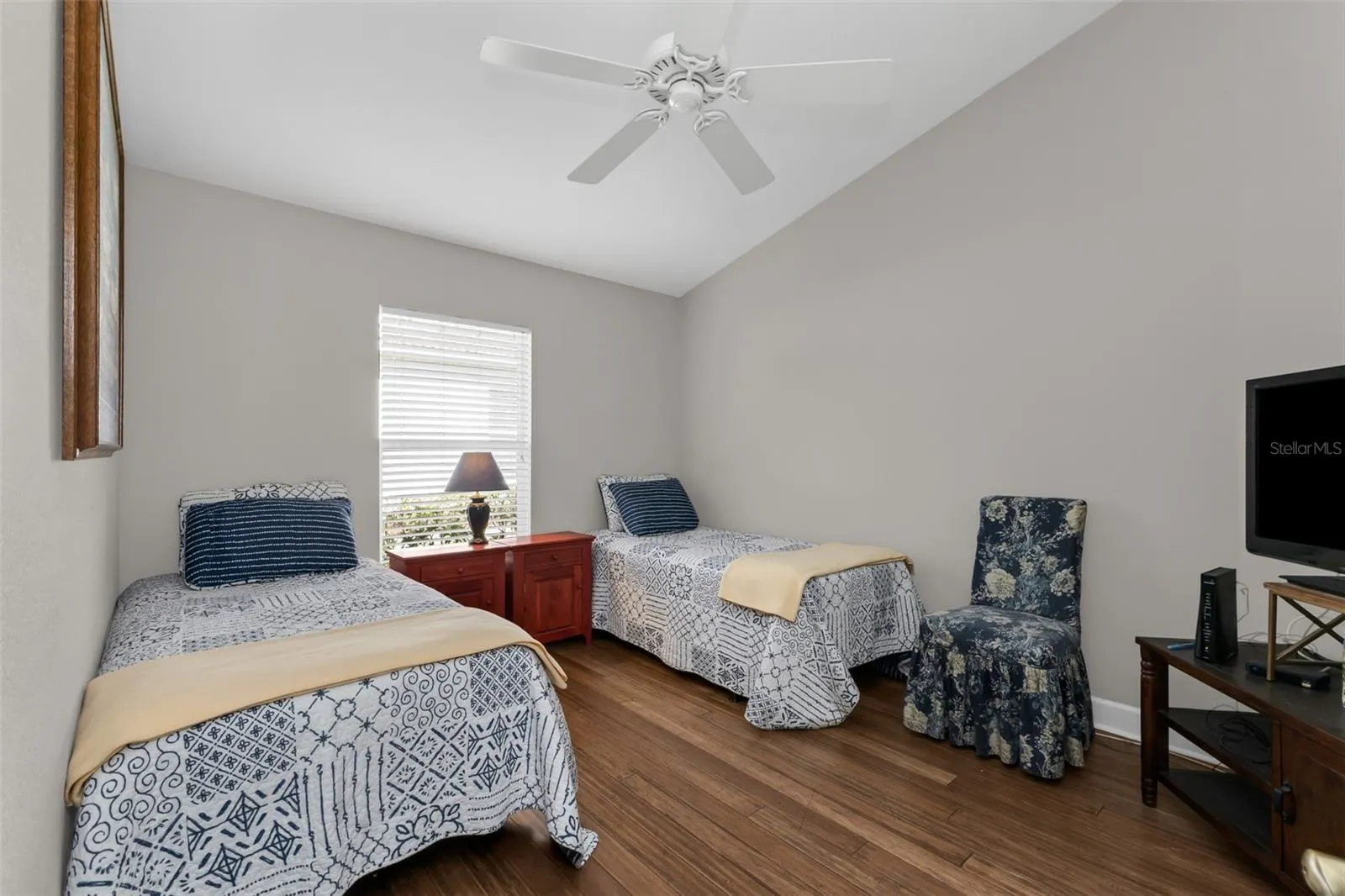 14394 SILVER LAKES CIR