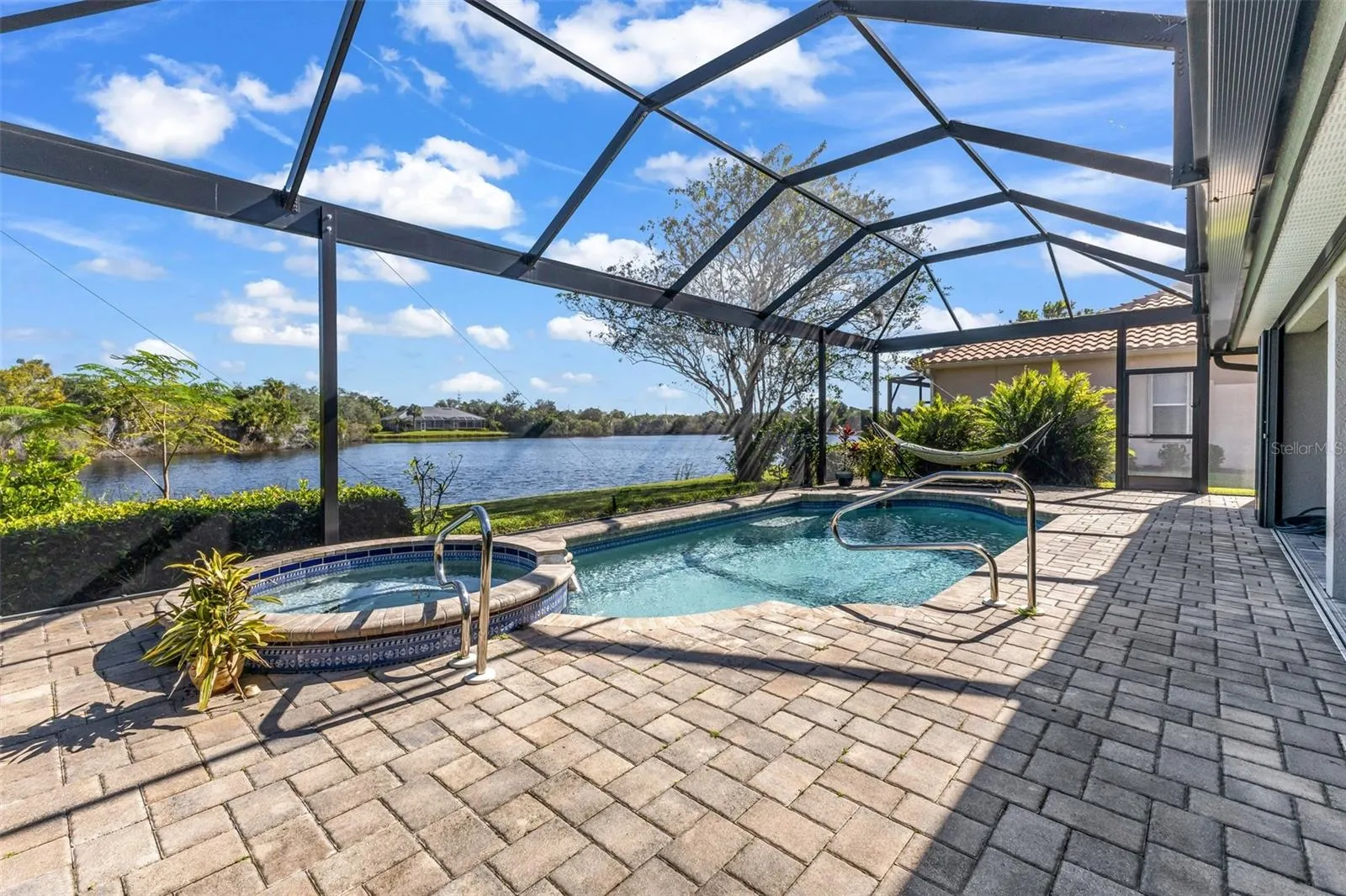 14394 SILVER LAKES CIR
