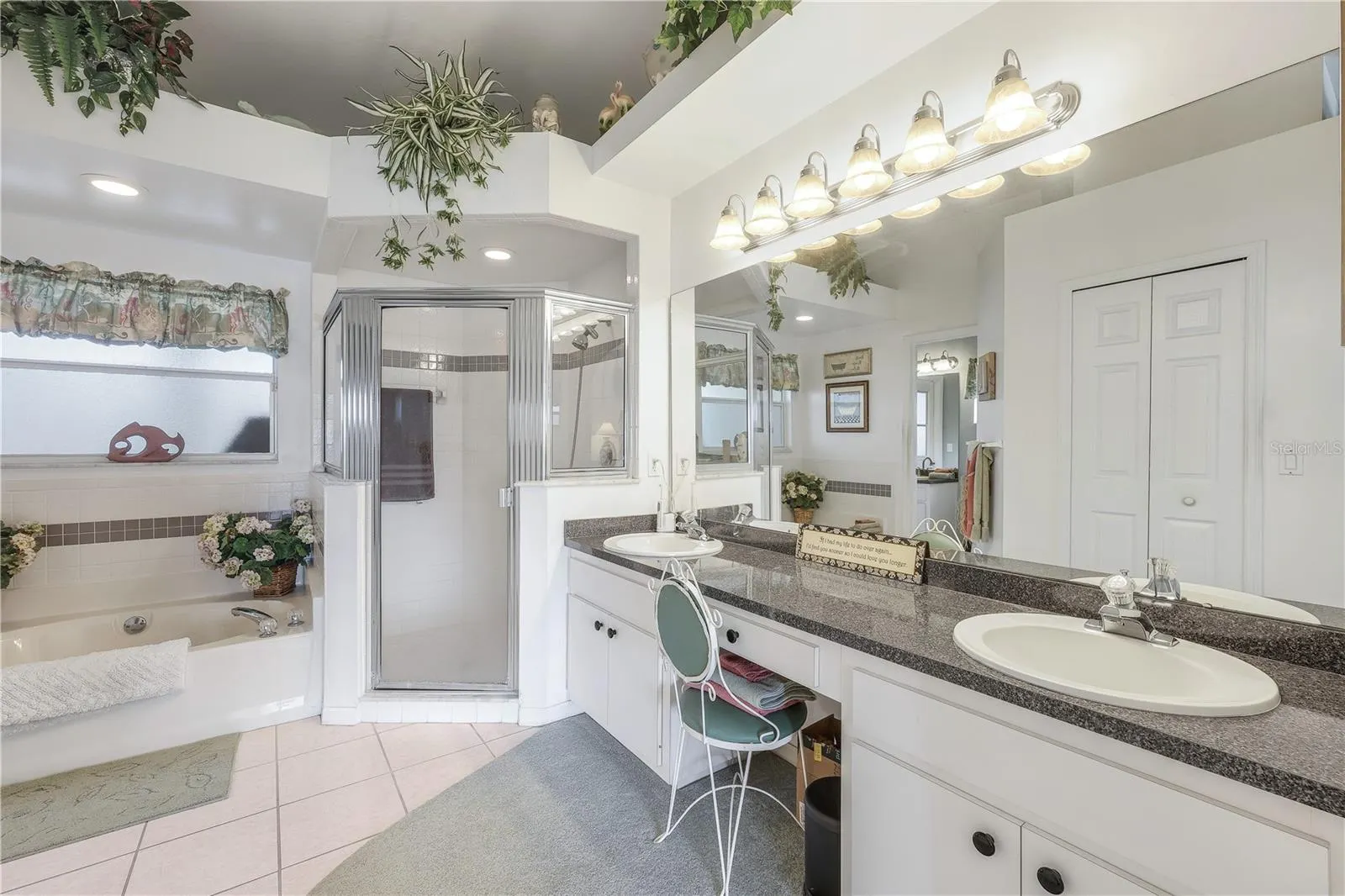 305 SE 31ST ST