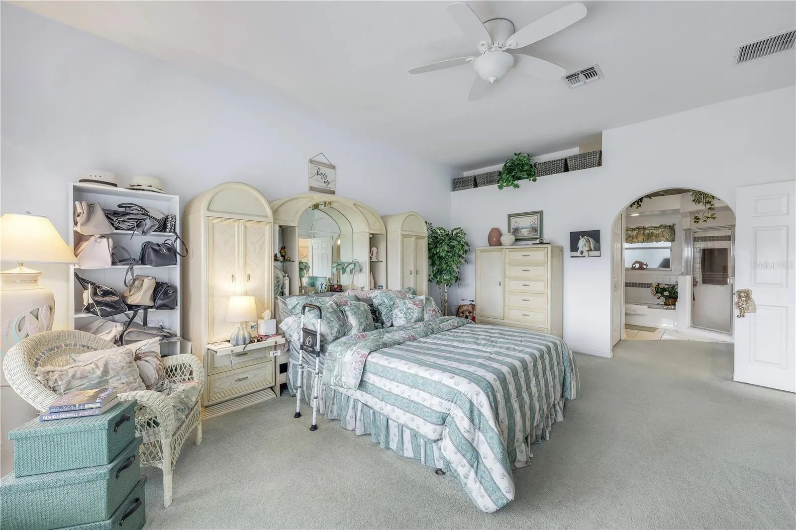 305 SE 31ST ST