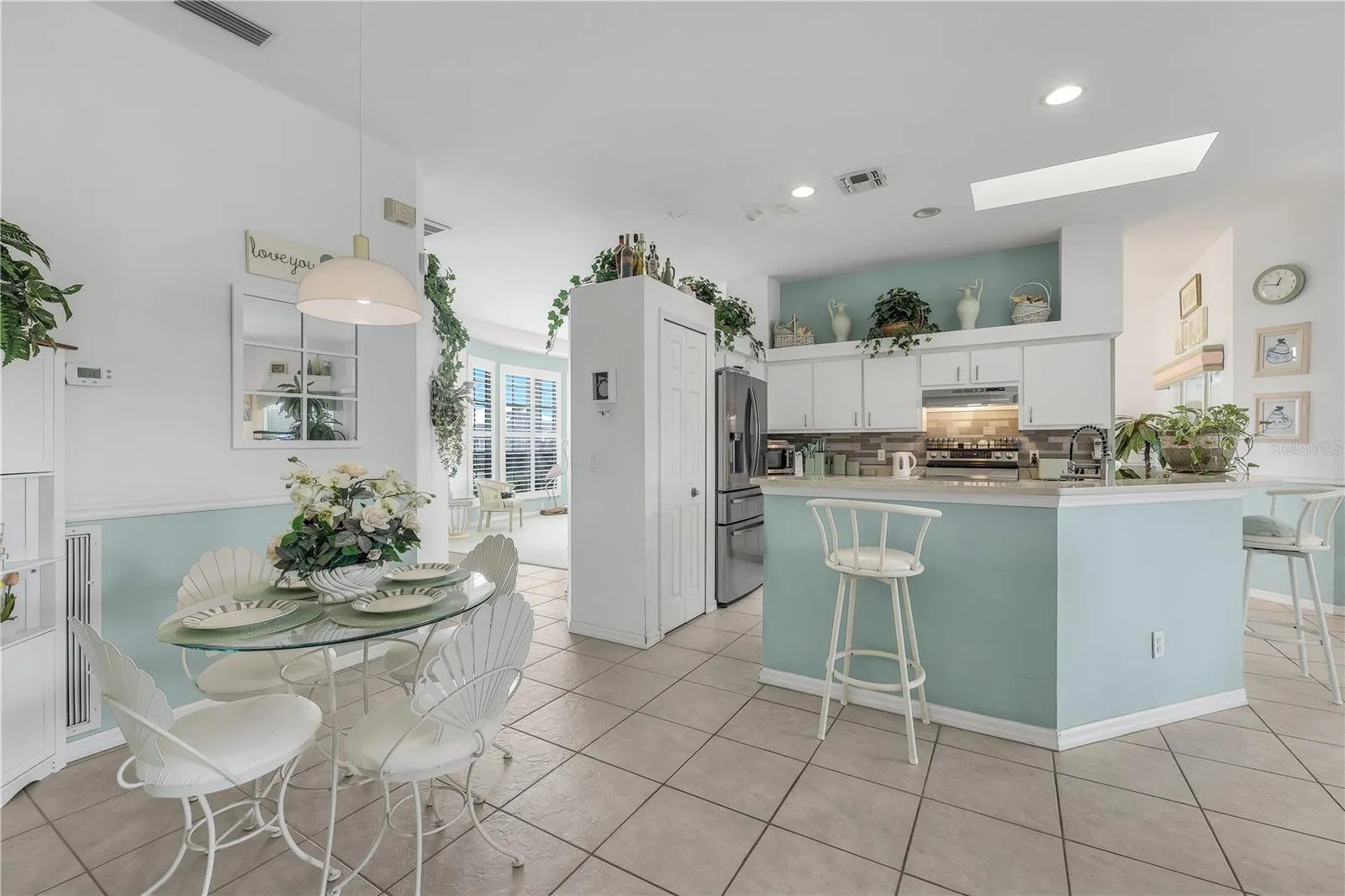 305 SE 31ST ST