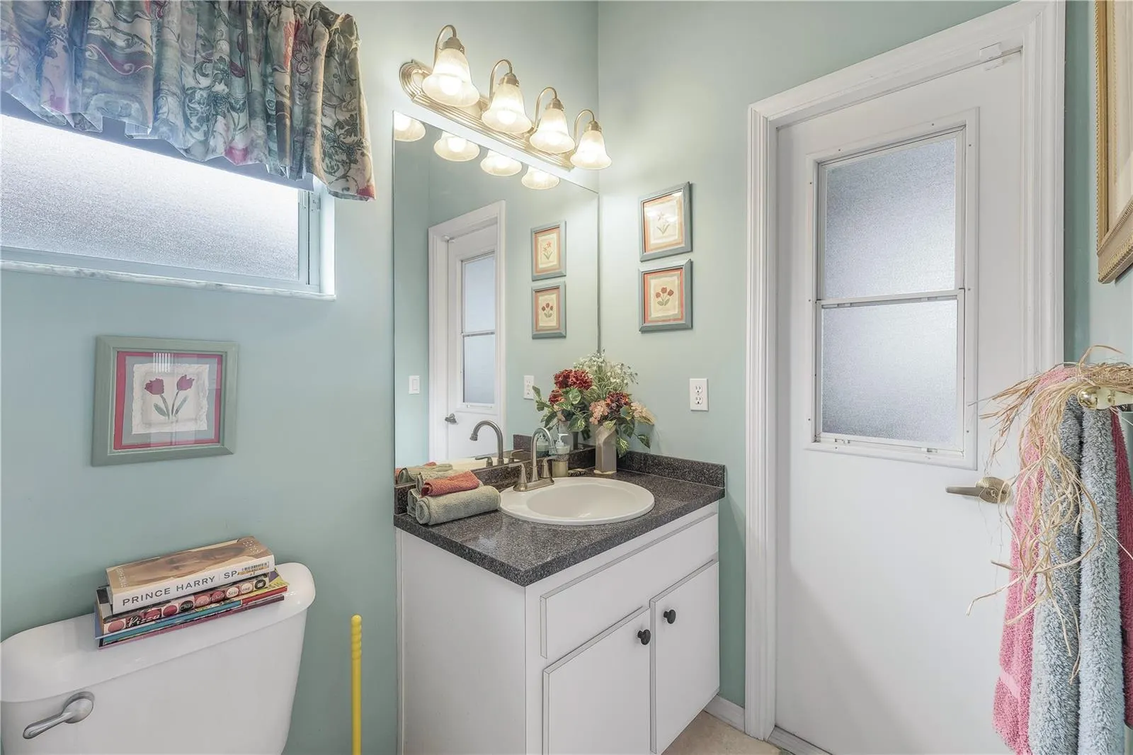 305 SE 31ST ST