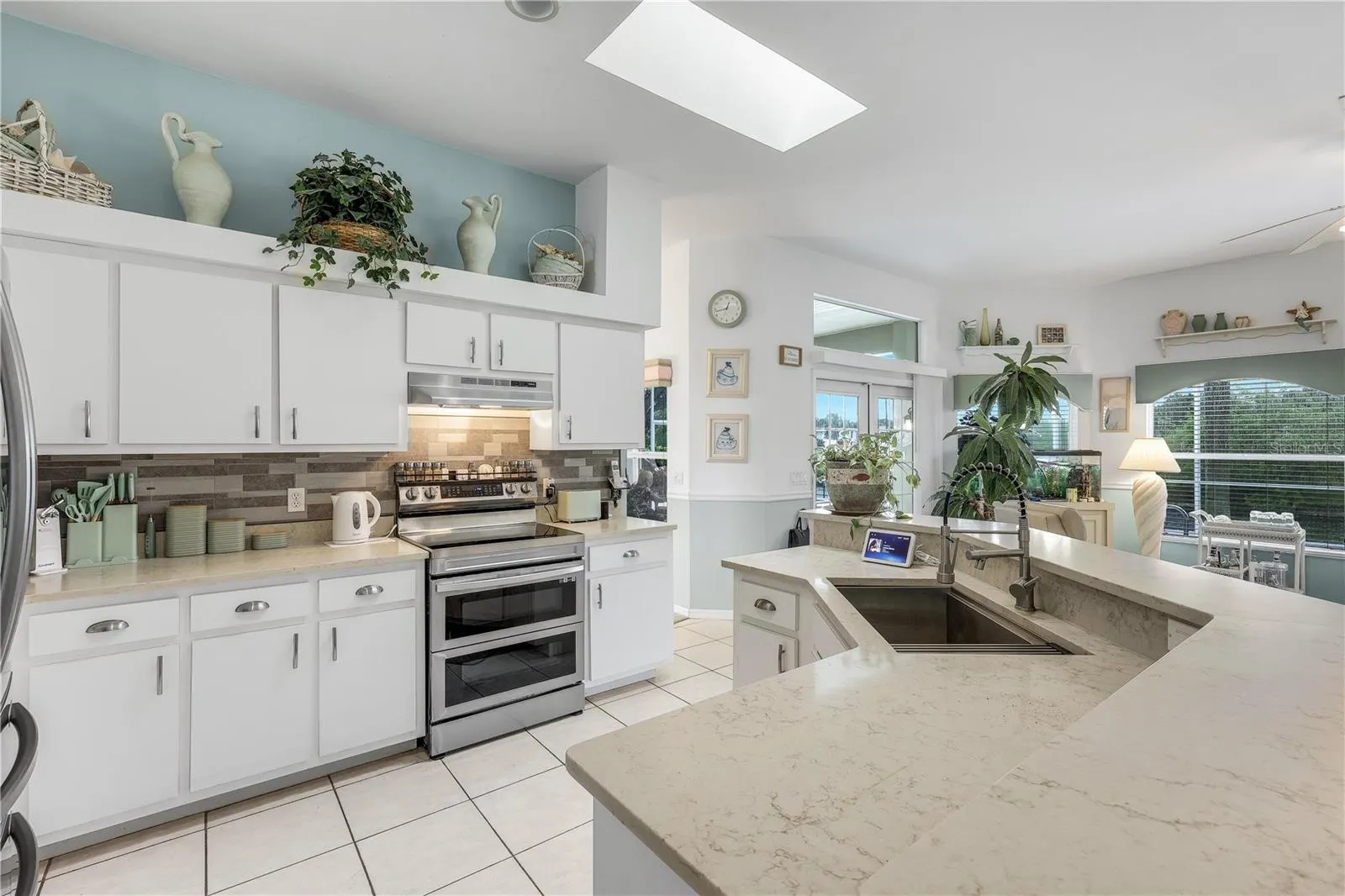 305 SE 31ST ST