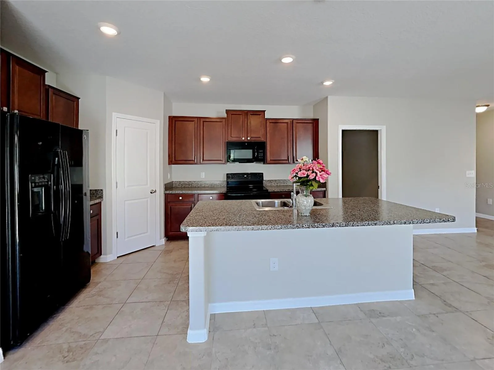 14612 CRESCENT ROCK DR