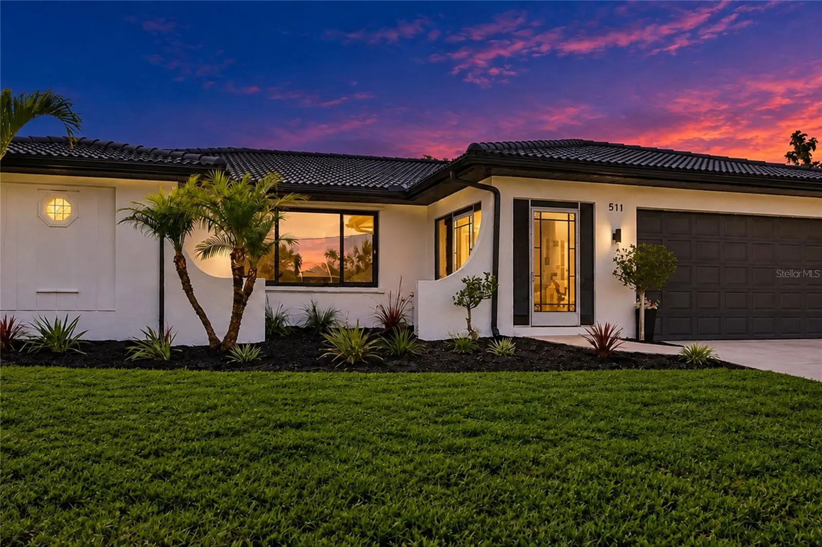 511 BONITO AVE