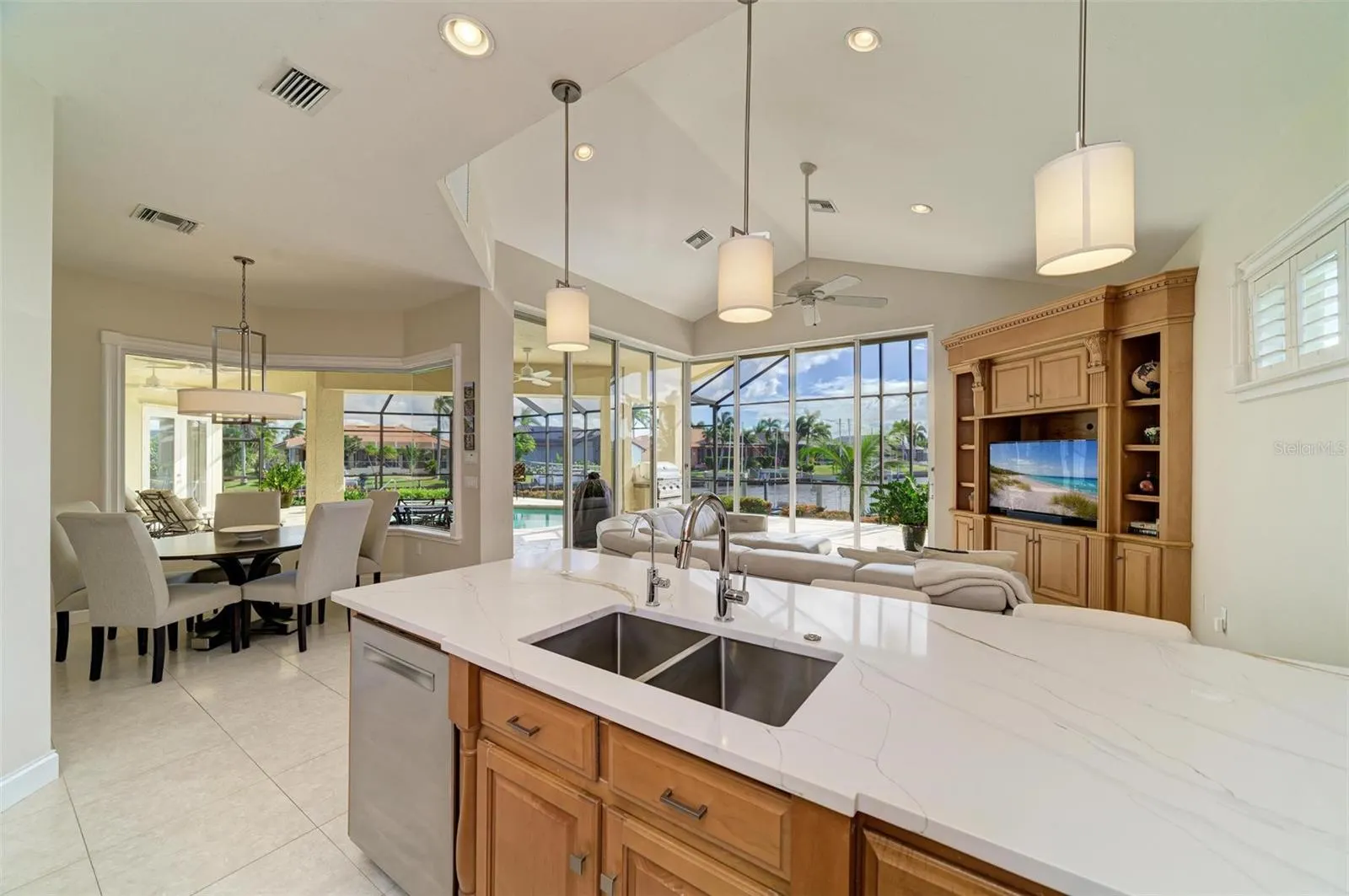 1245 WHIPPOORWILL CT