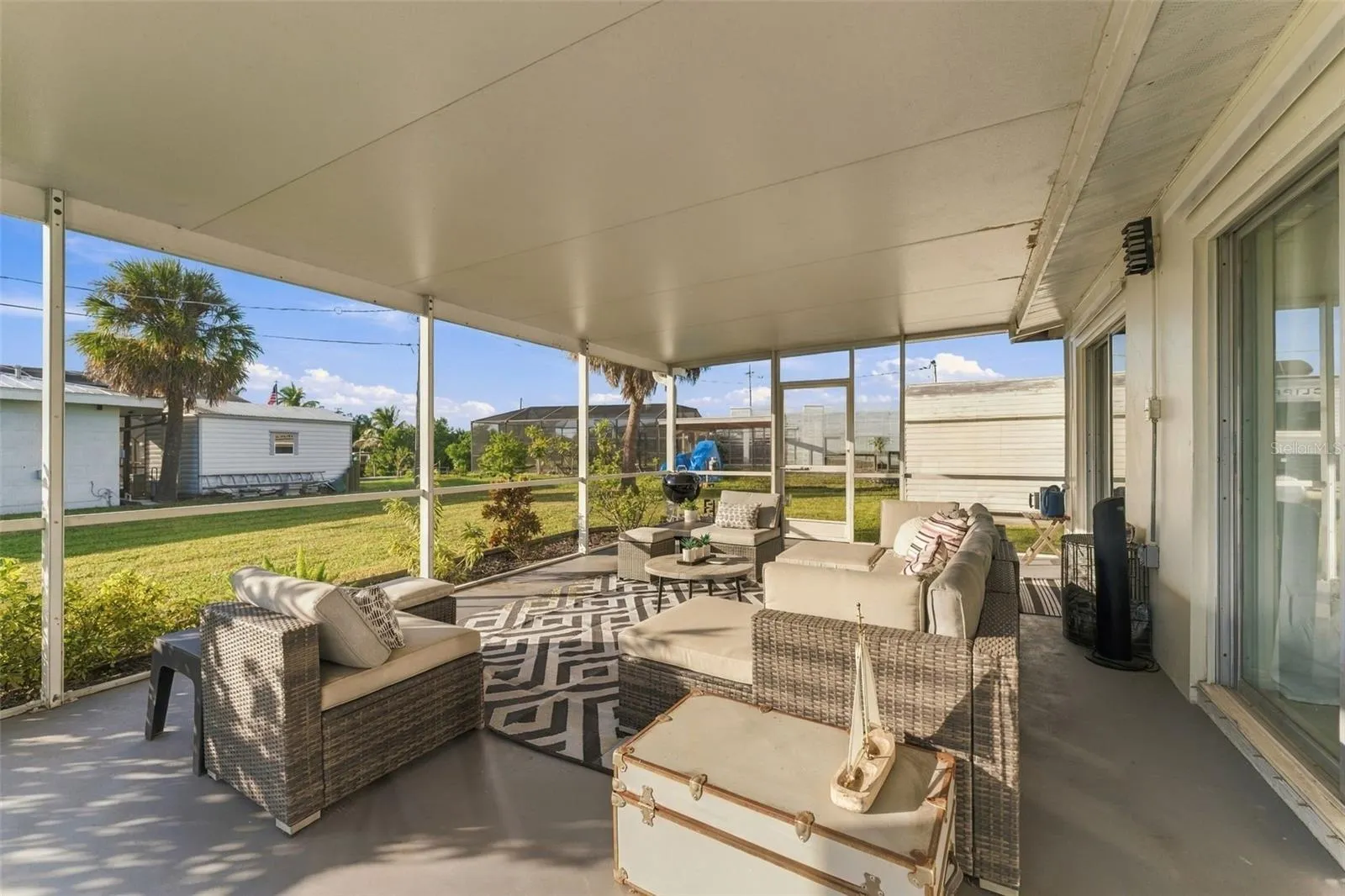 4145 GARDNER DR