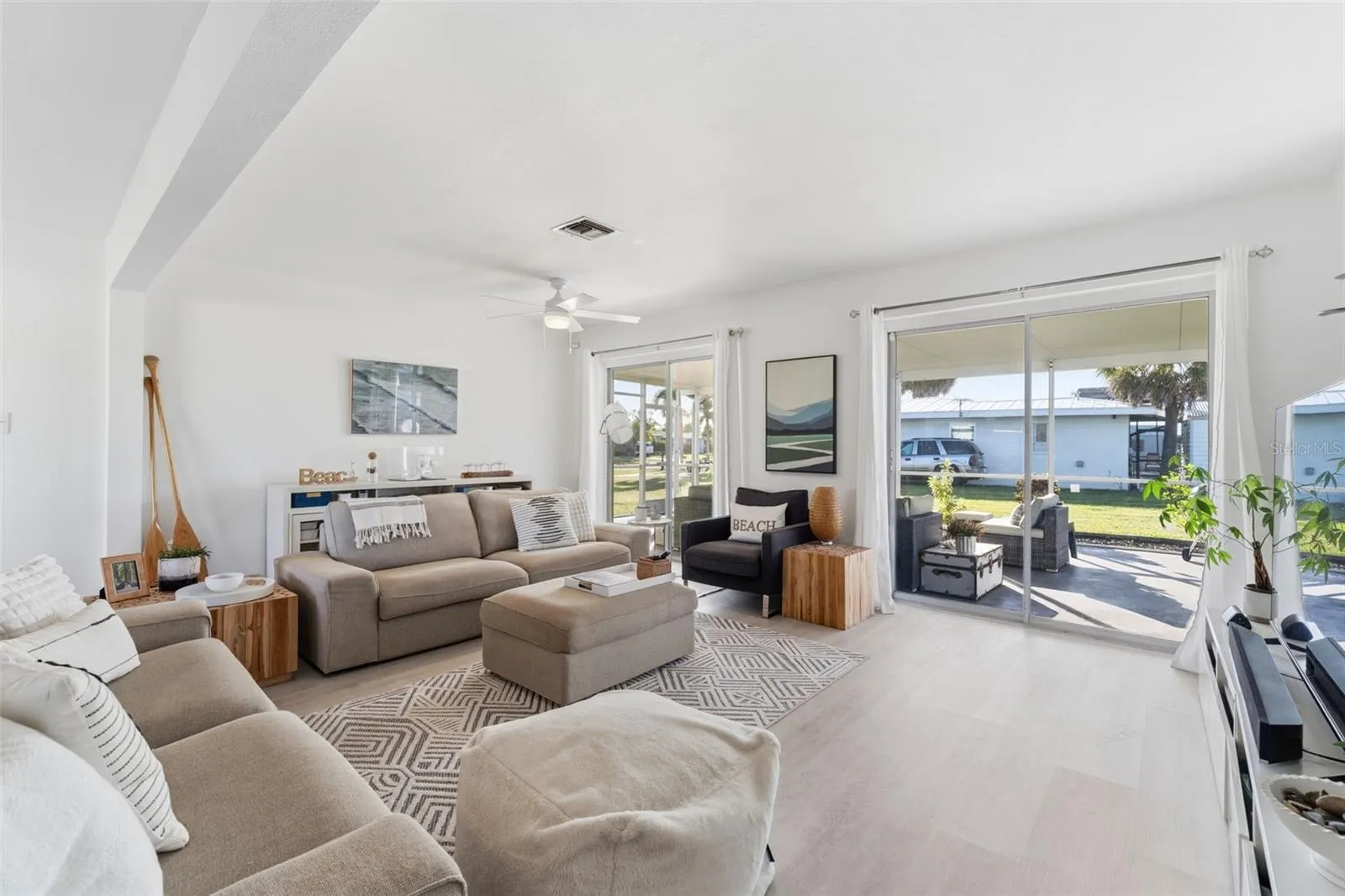 4145 GARDNER DR