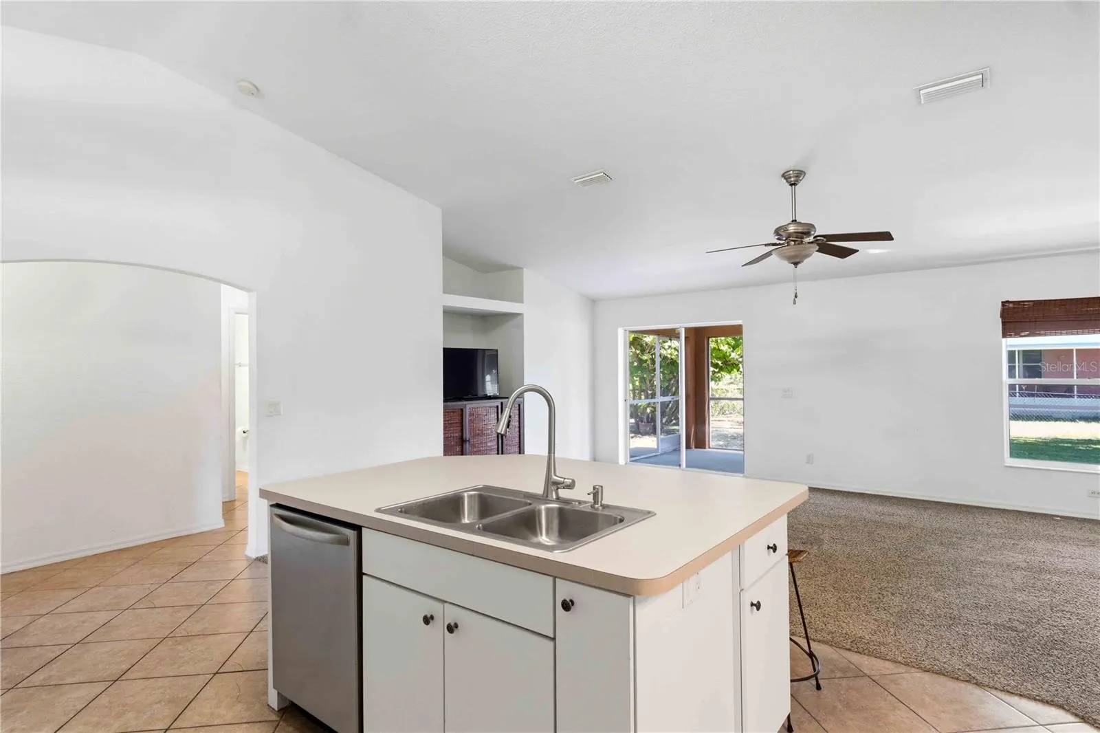 3626 LOG CABIN RD