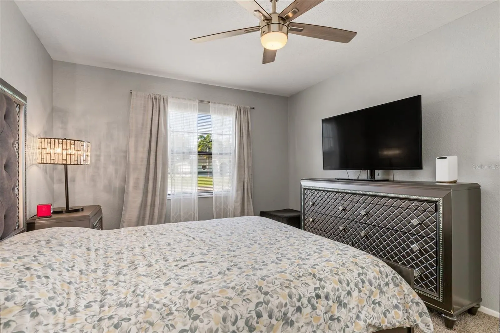 25683 AYSEN DR