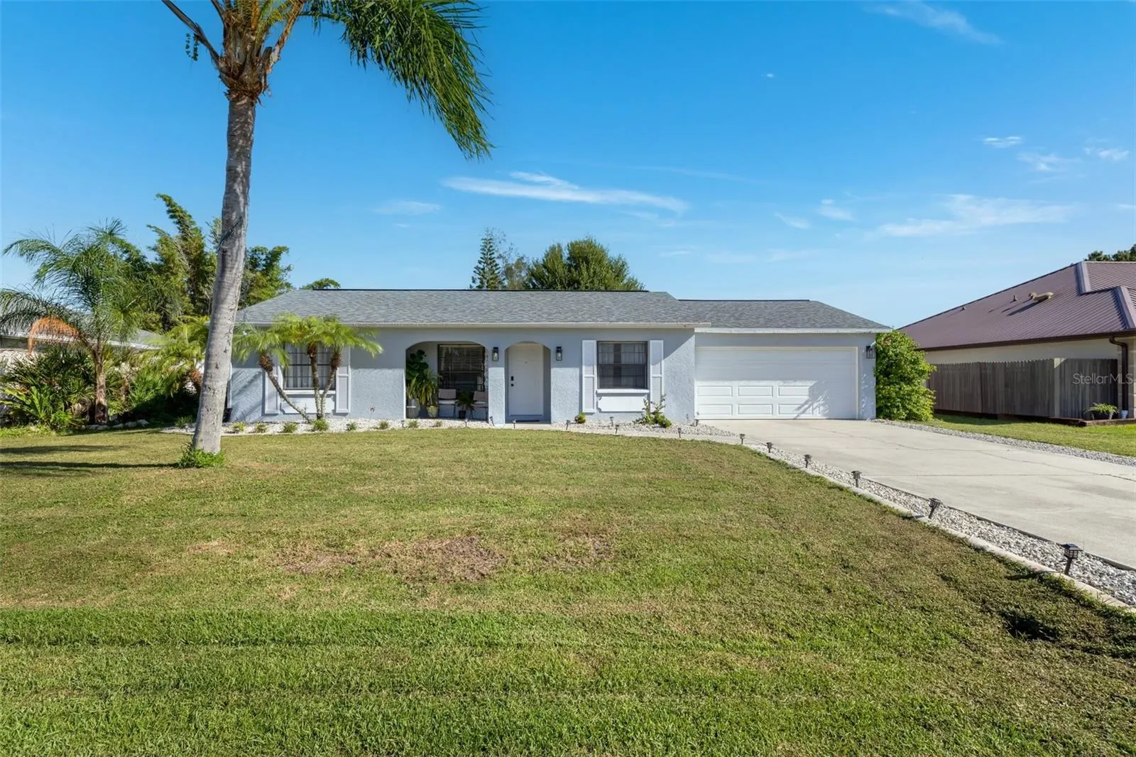 25683 AYSEN DR