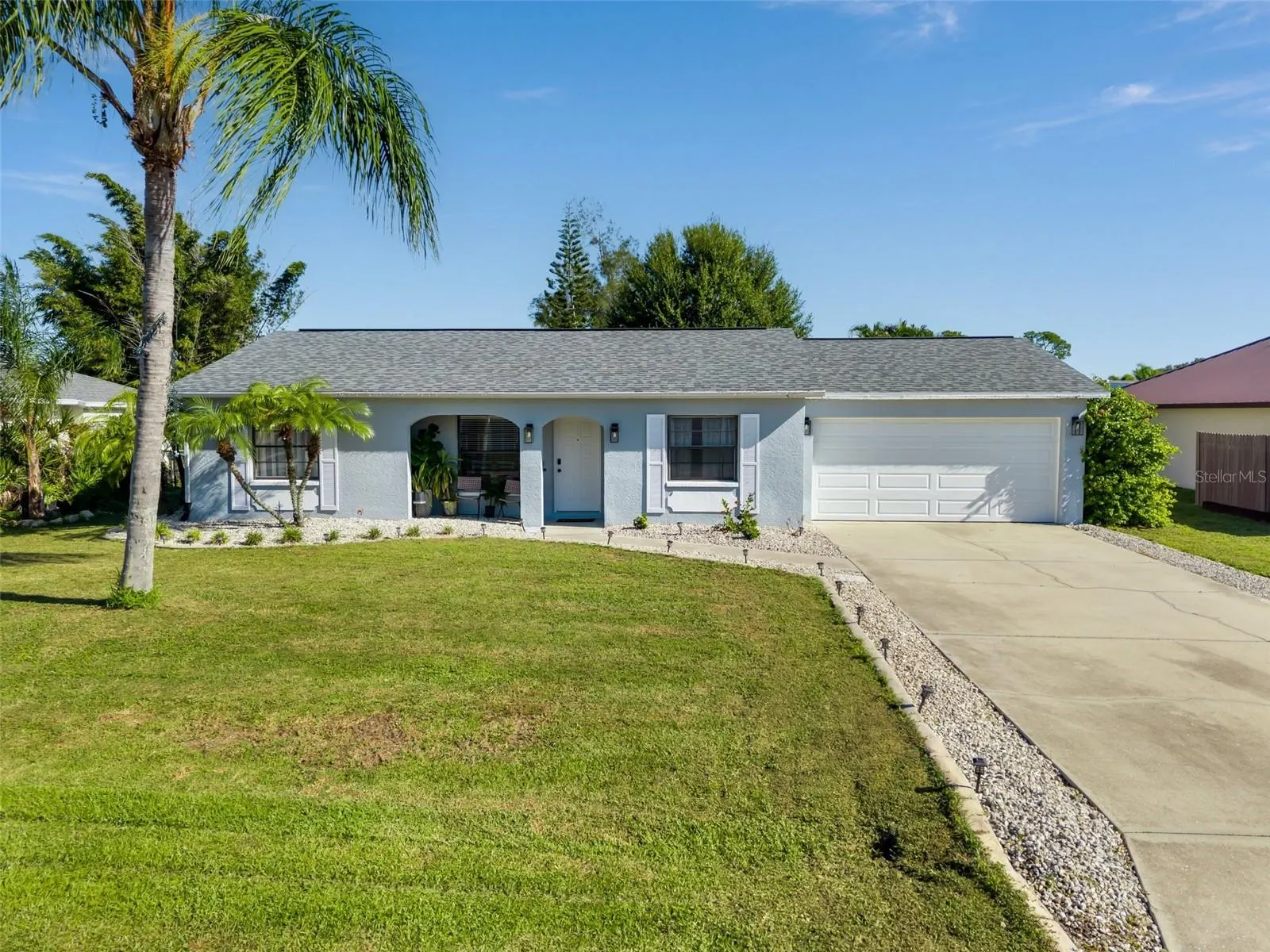 25683 AYSEN DR