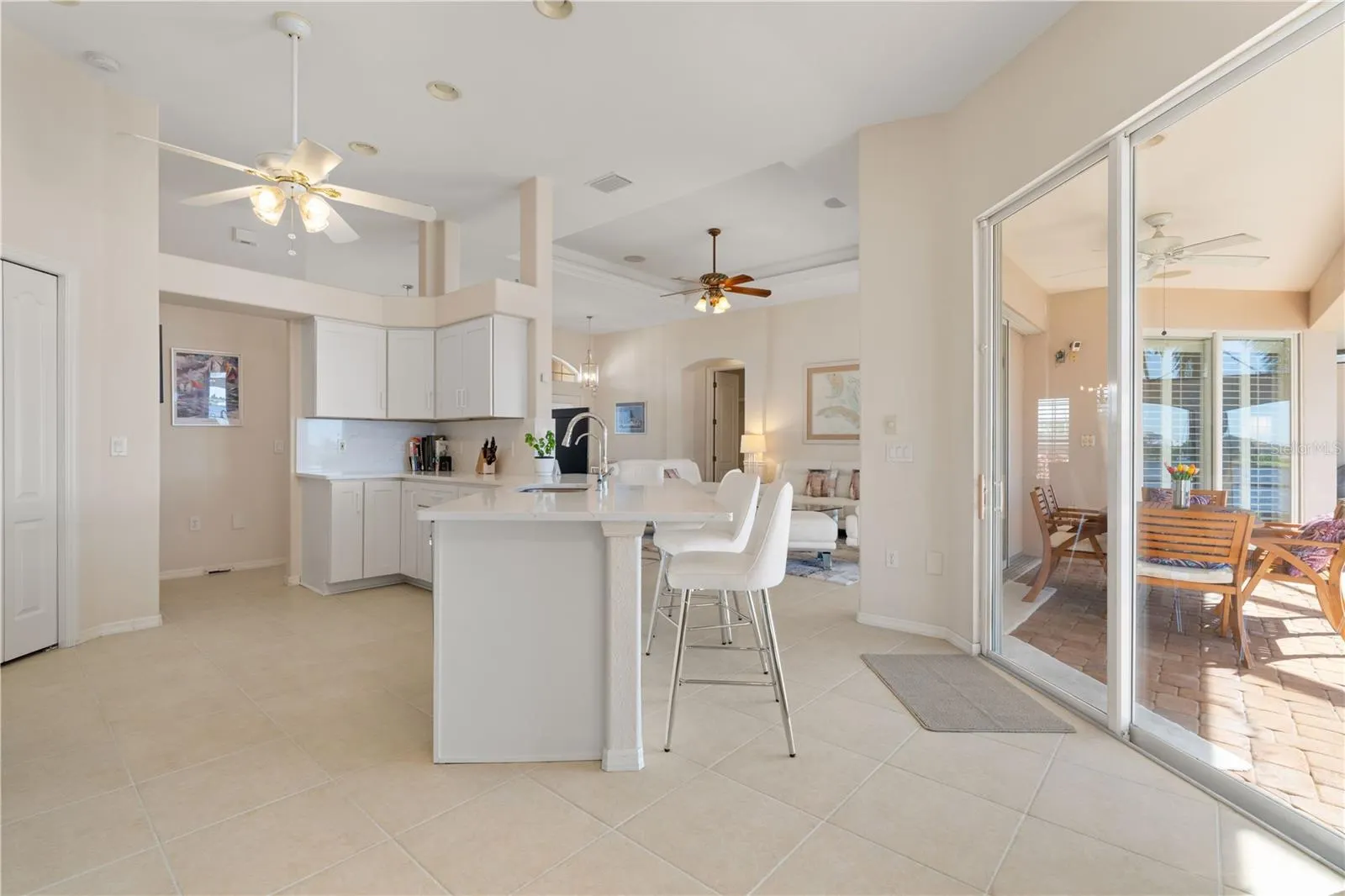21551 EDGEWATER DR