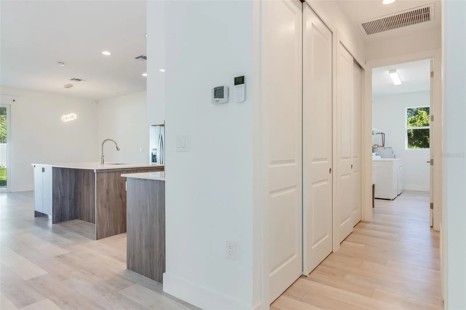 2711 ATWATER DR