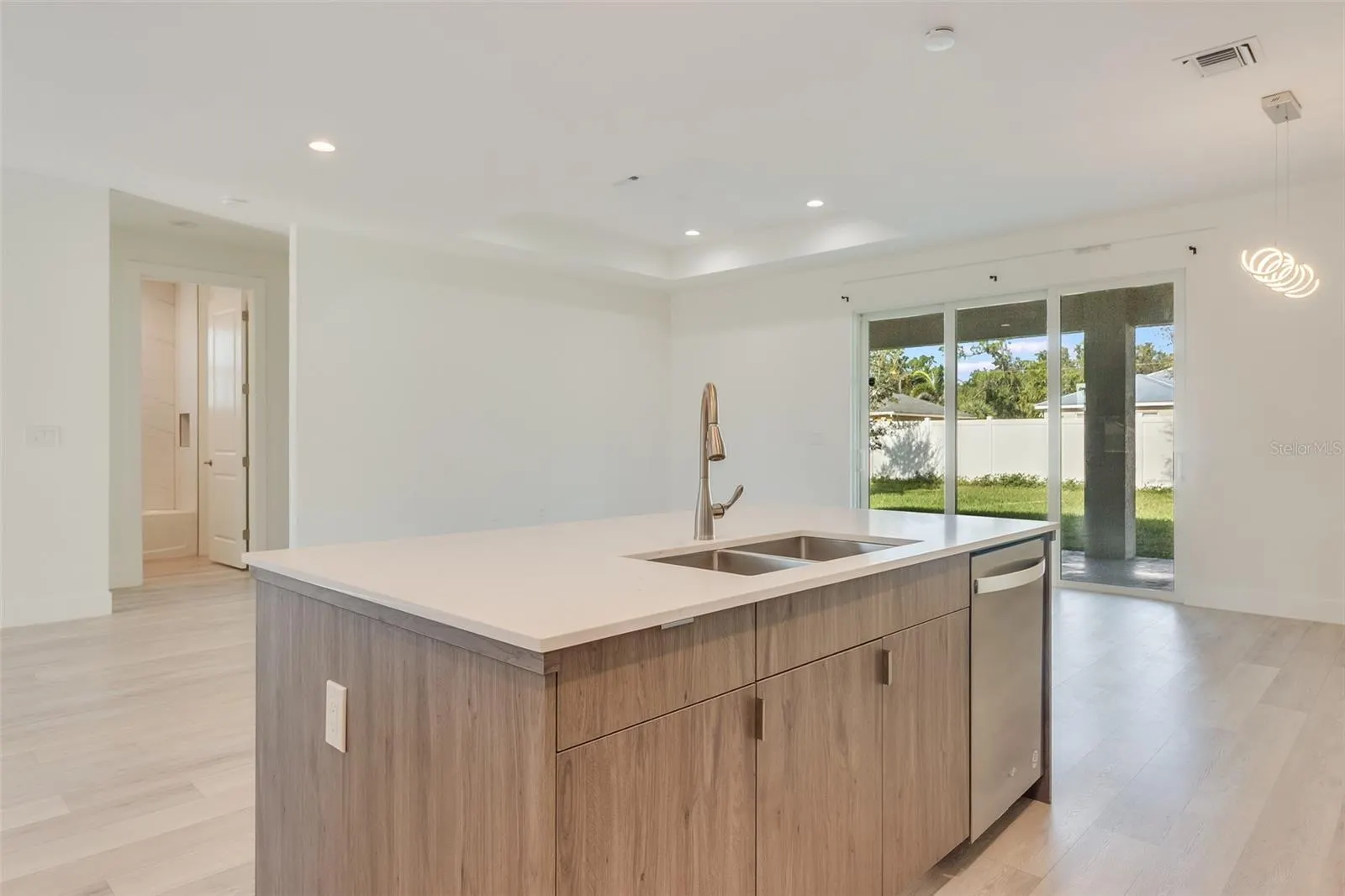 2711 ATWATER DR