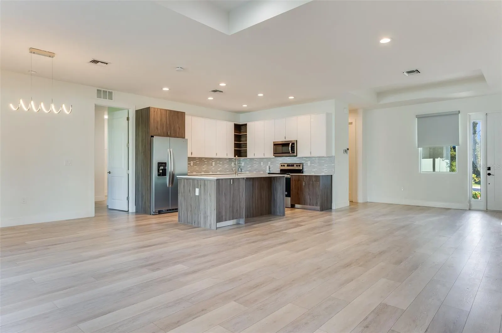 2711 ATWATER DR