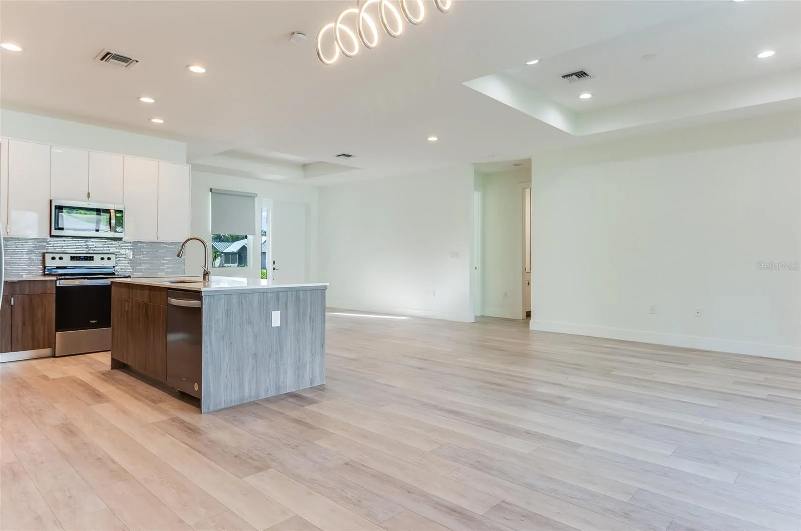 2711 ATWATER DR