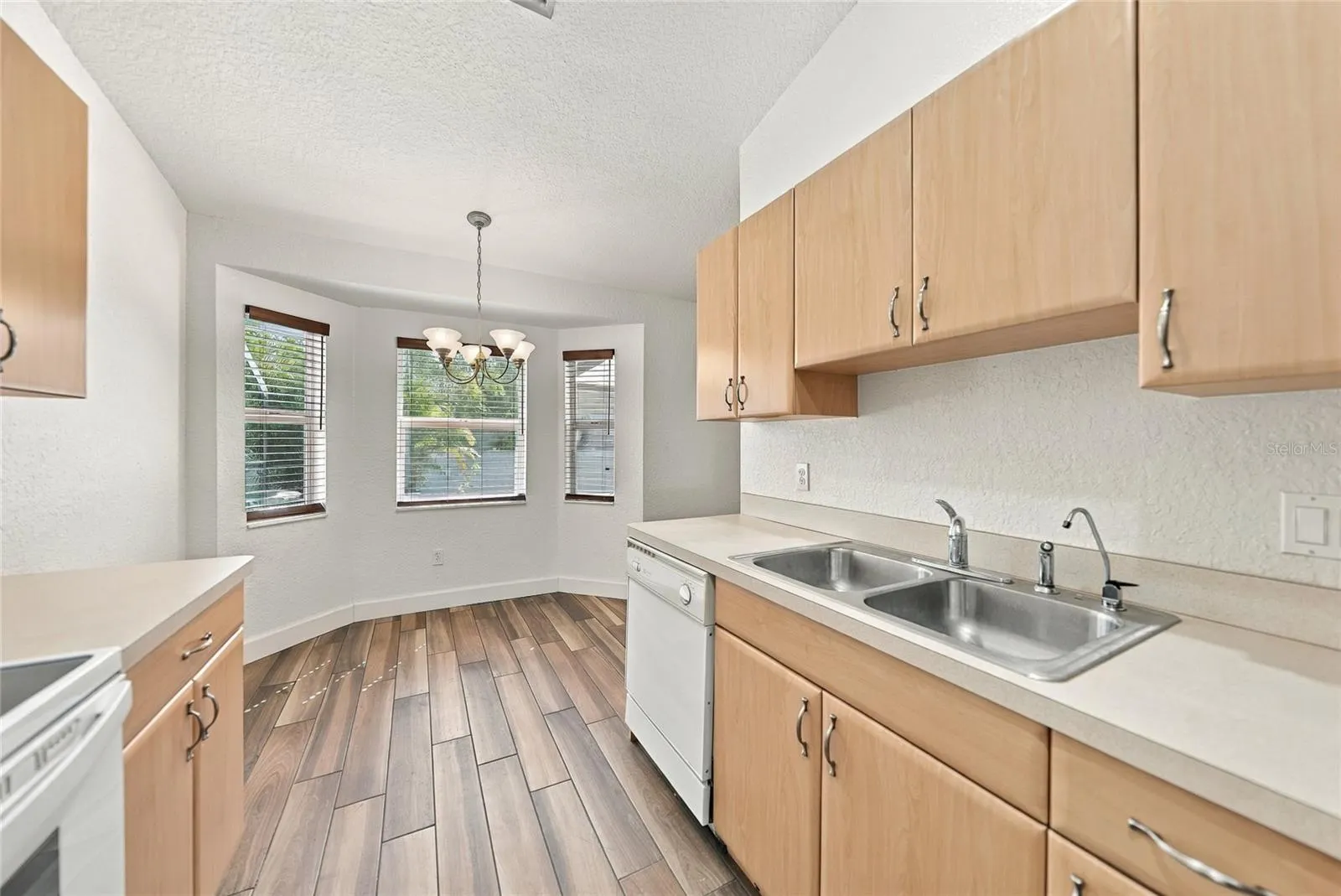 3400 POINT ST