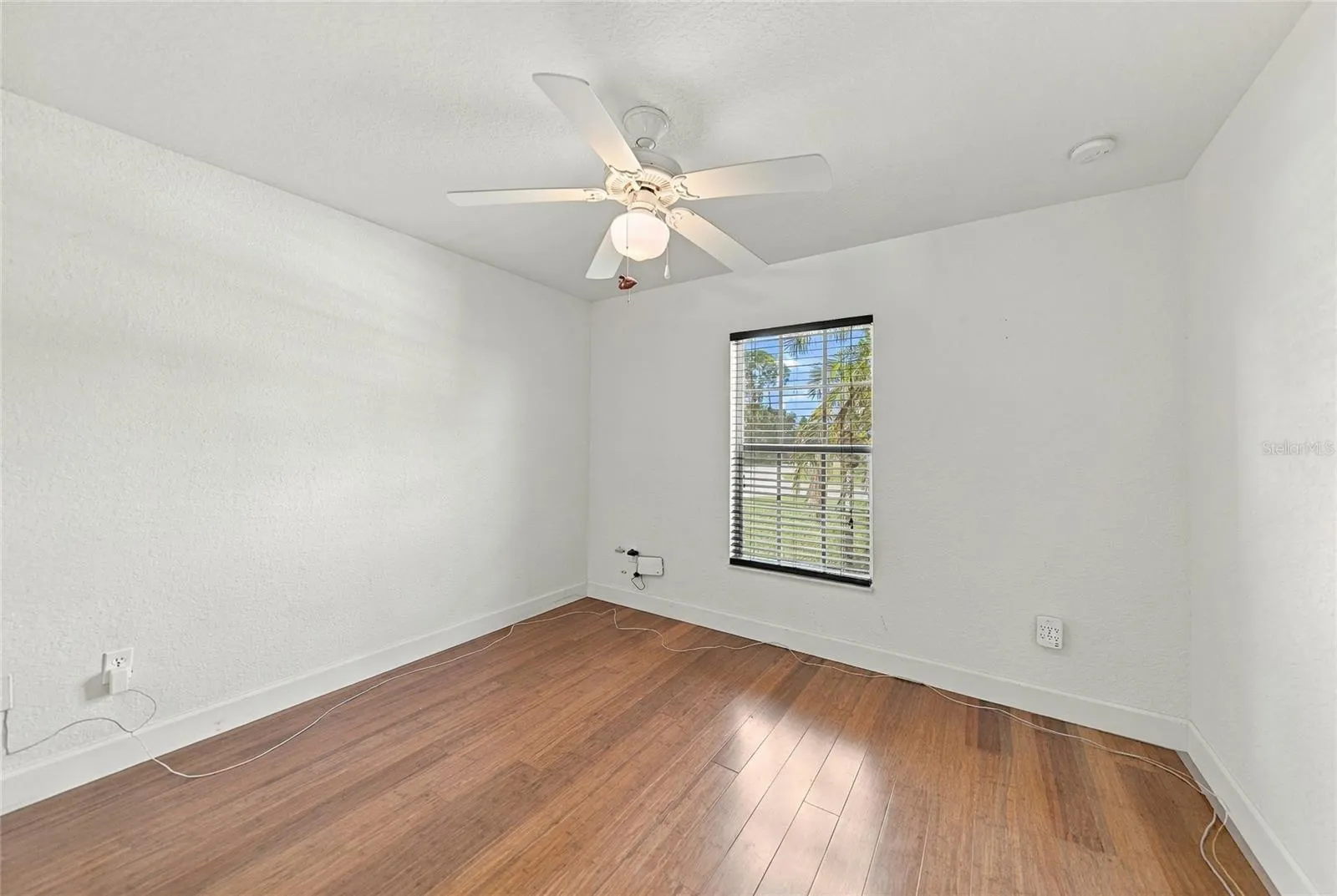 3400 POINT ST