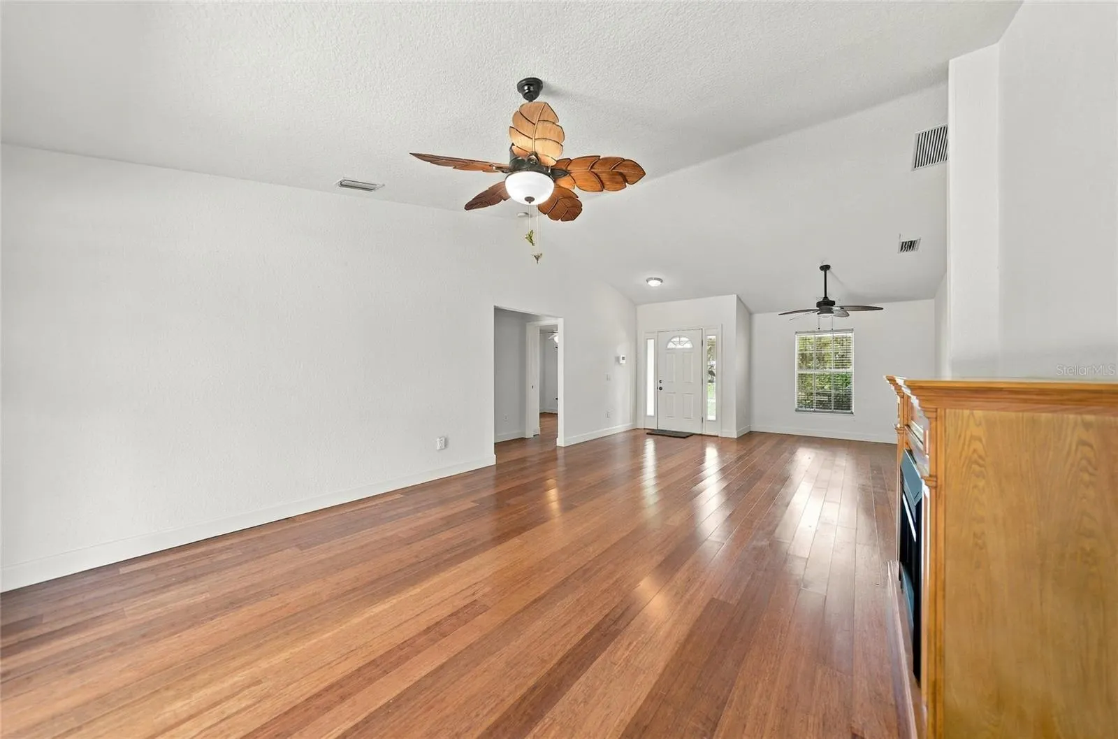 3400 POINT ST