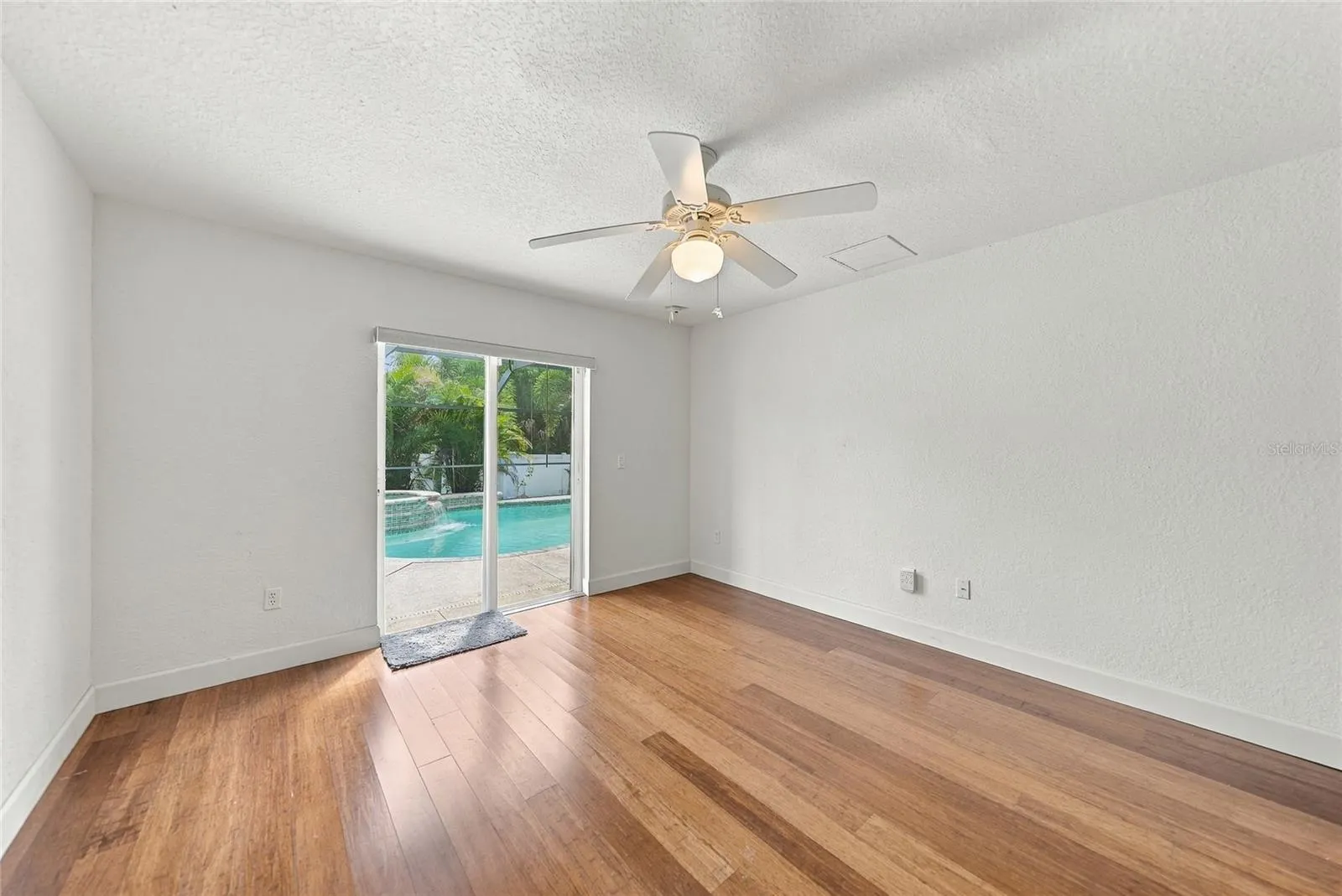 3400 POINT ST