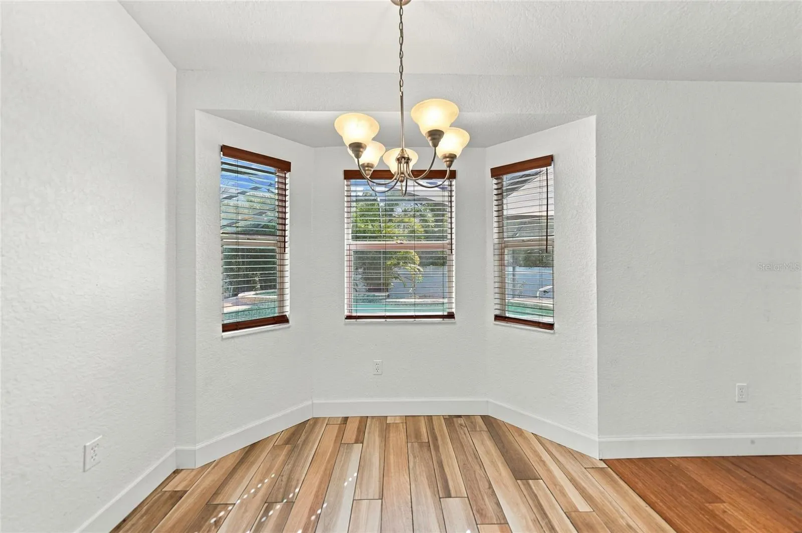 3400 POINT ST