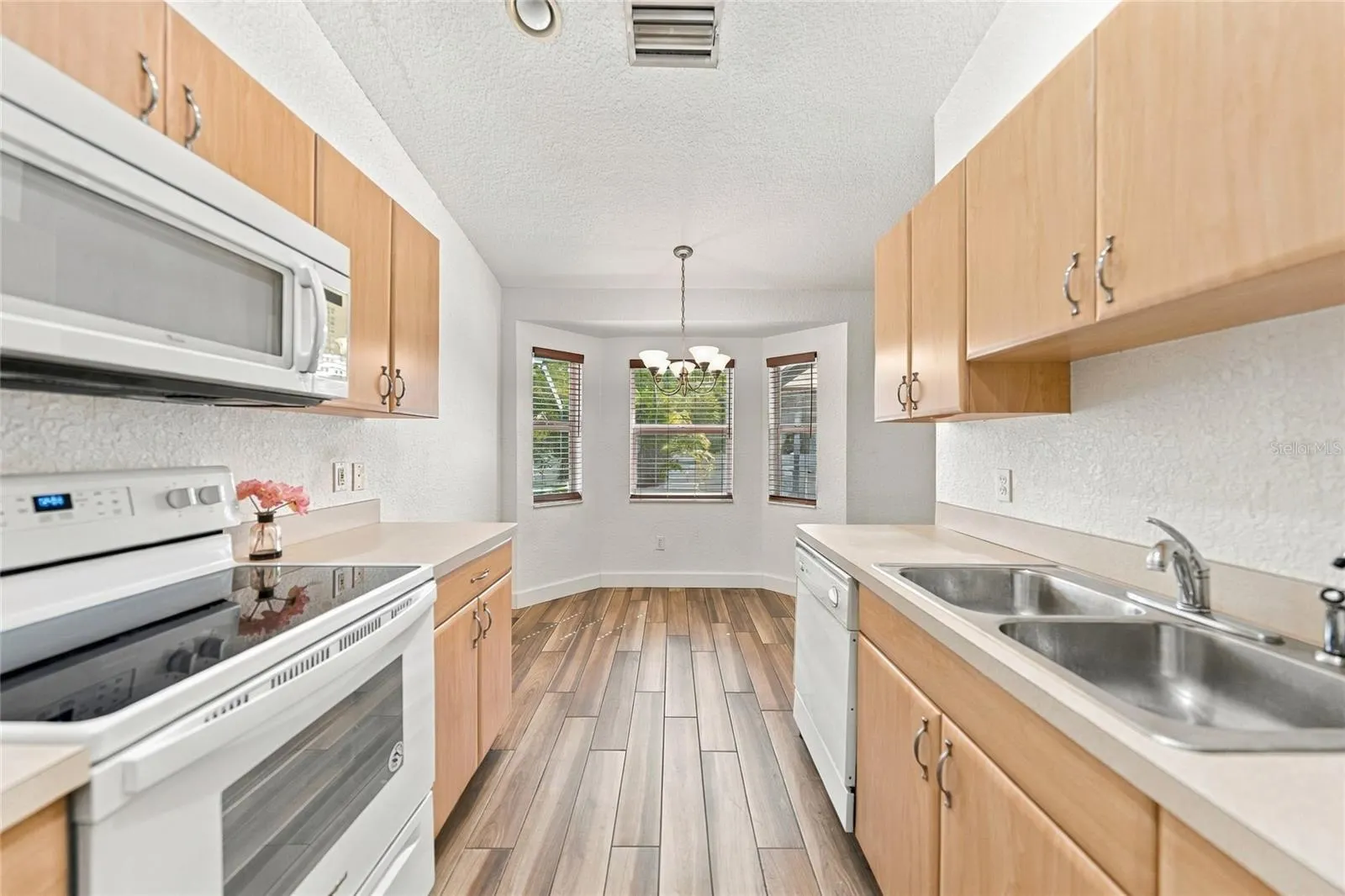 3400 POINT ST