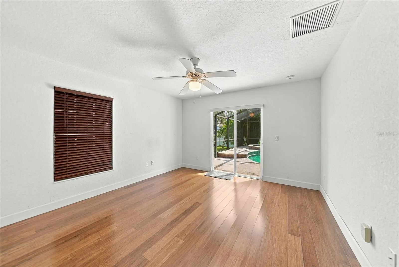3400 POINT ST