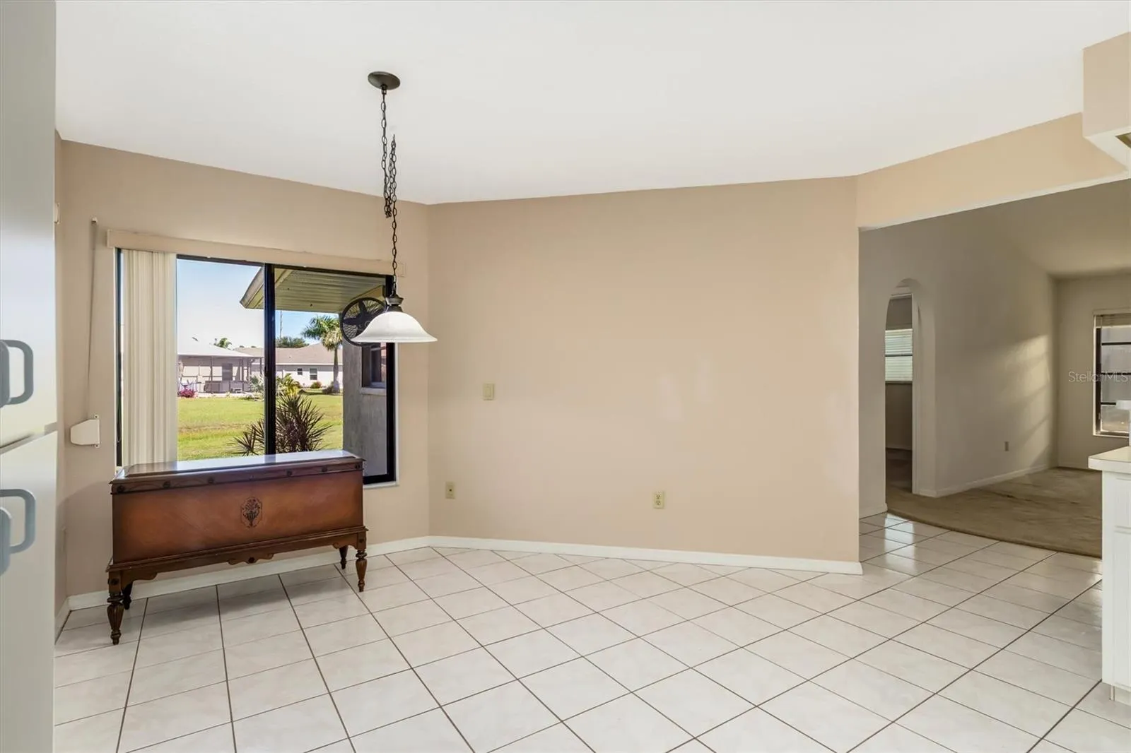 25396 TETHER LN