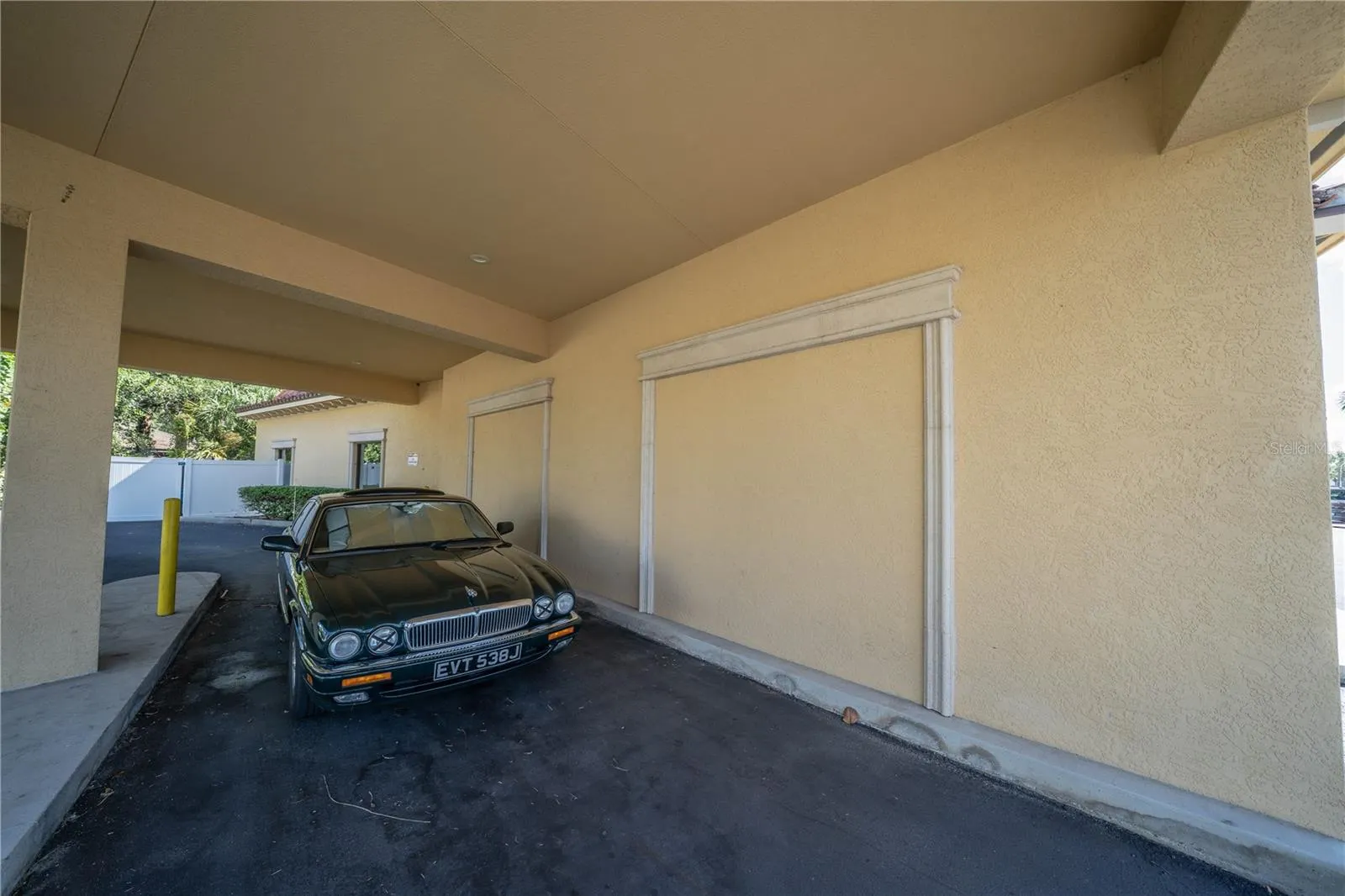 2672 TAMIAMI TRL #B6 & B7 #B6 & B7