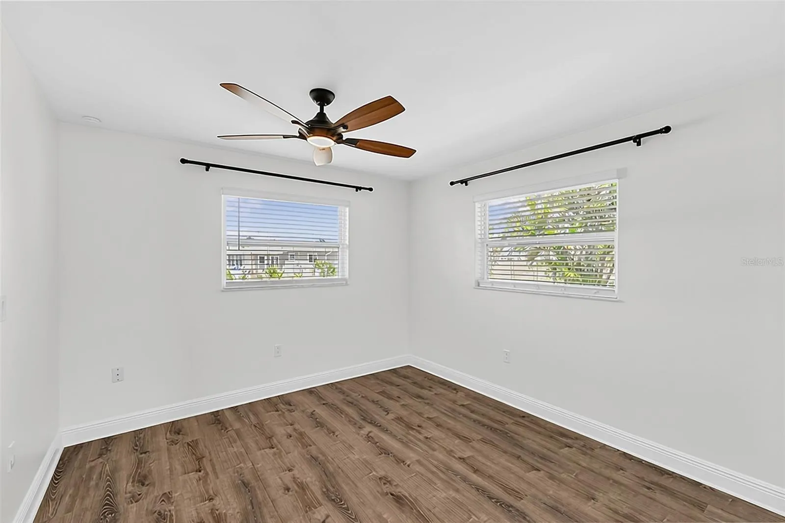 28 GOLFVIEW RD