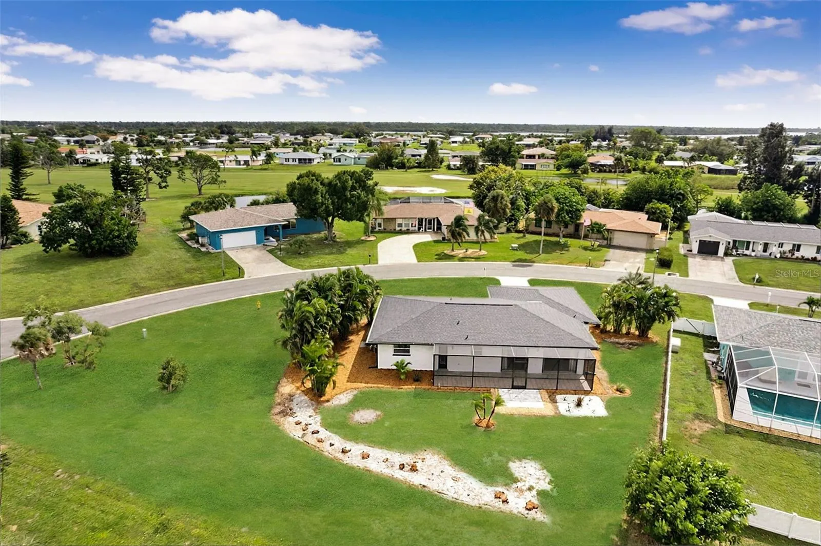 28 GOLFVIEW RD