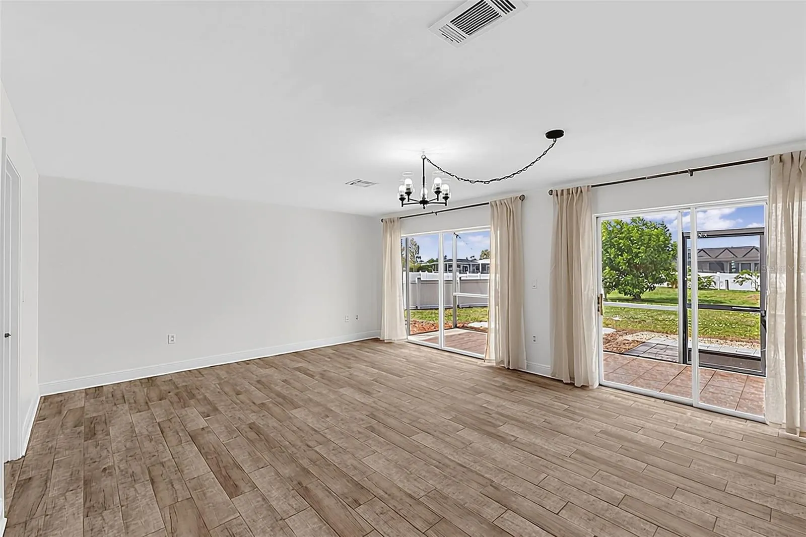 28 GOLFVIEW RD