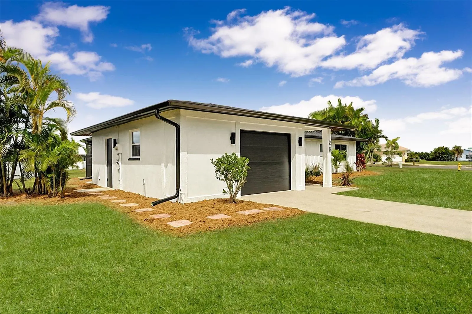 28 GOLFVIEW RD