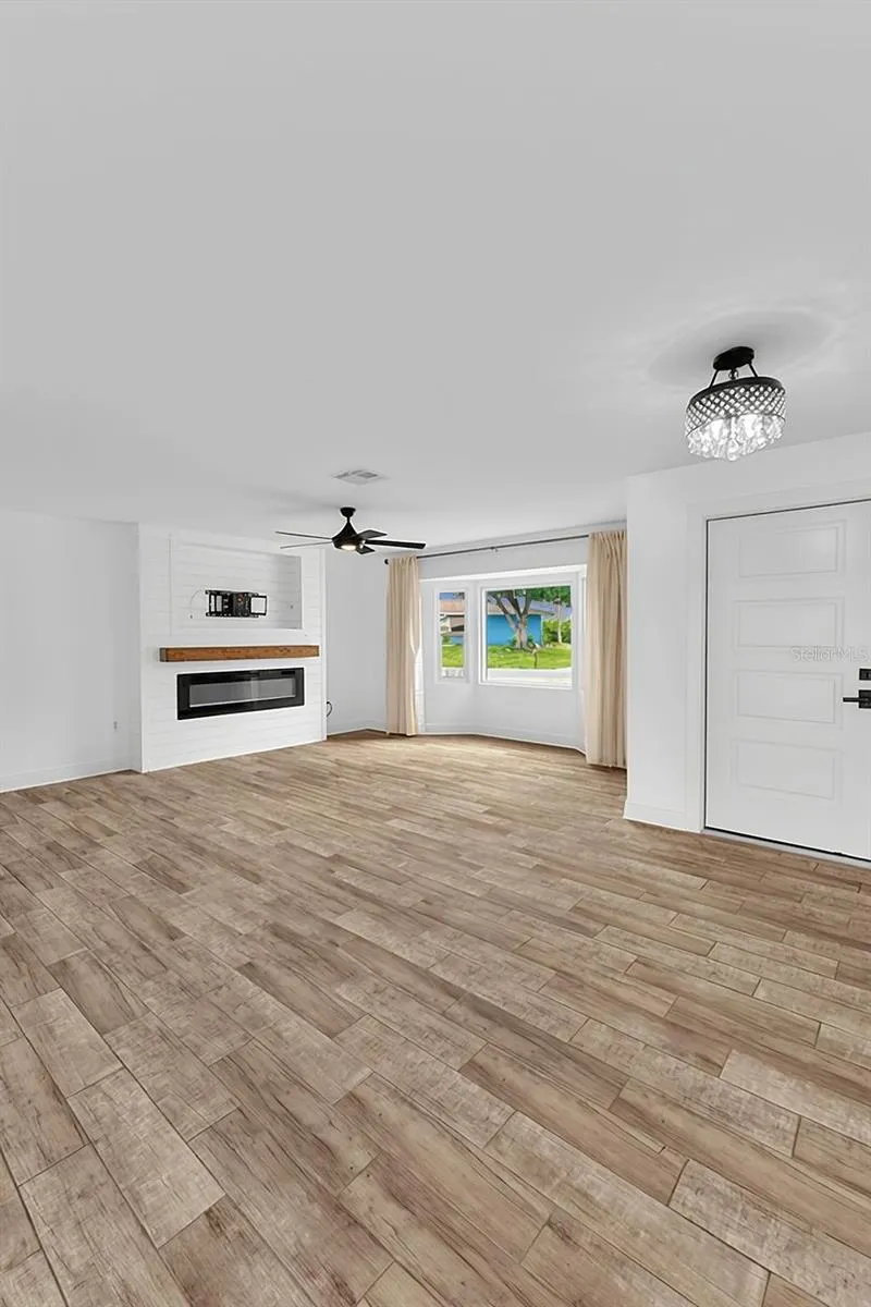 28 GOLFVIEW RD