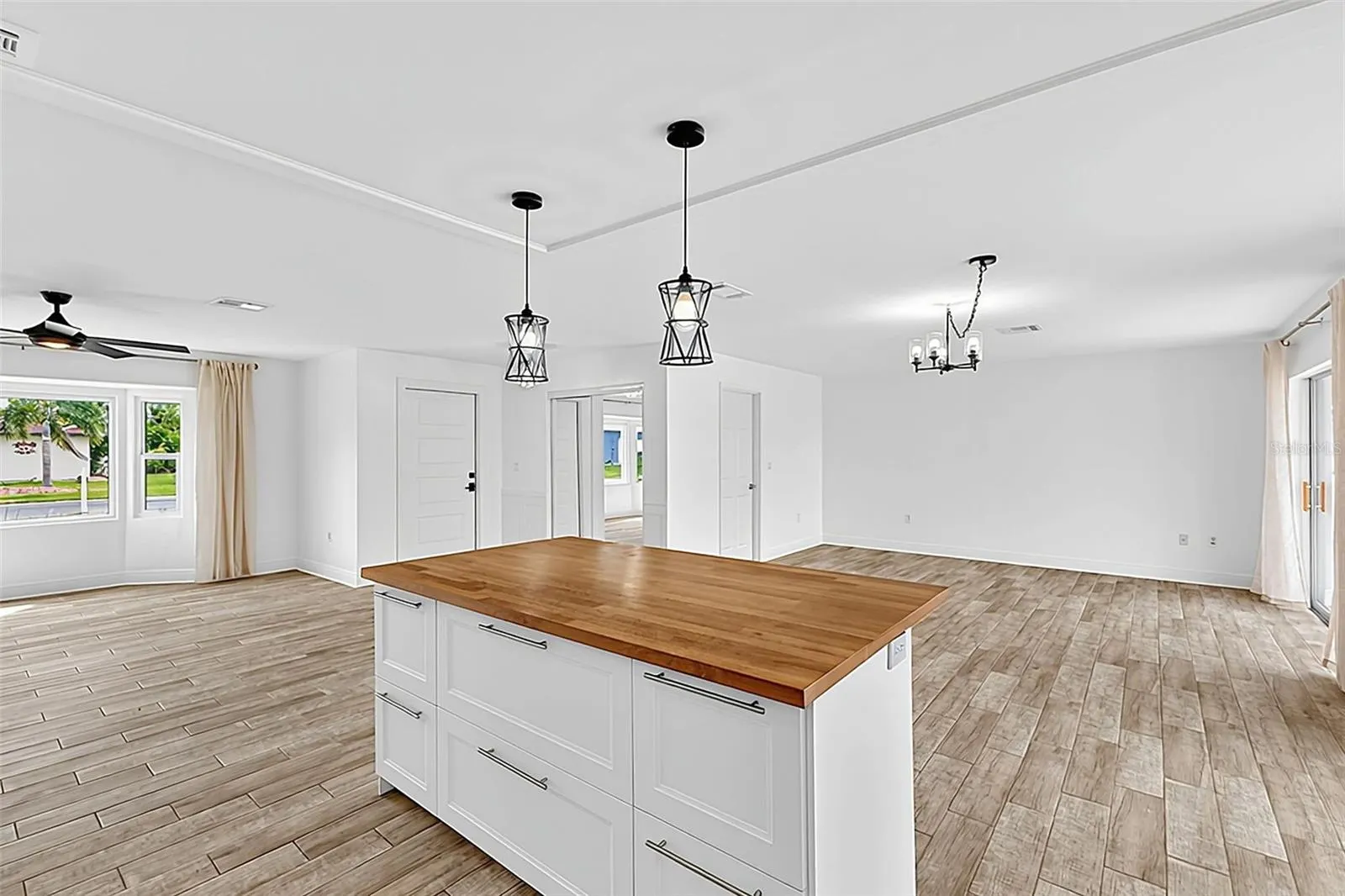 28 GOLFVIEW RD