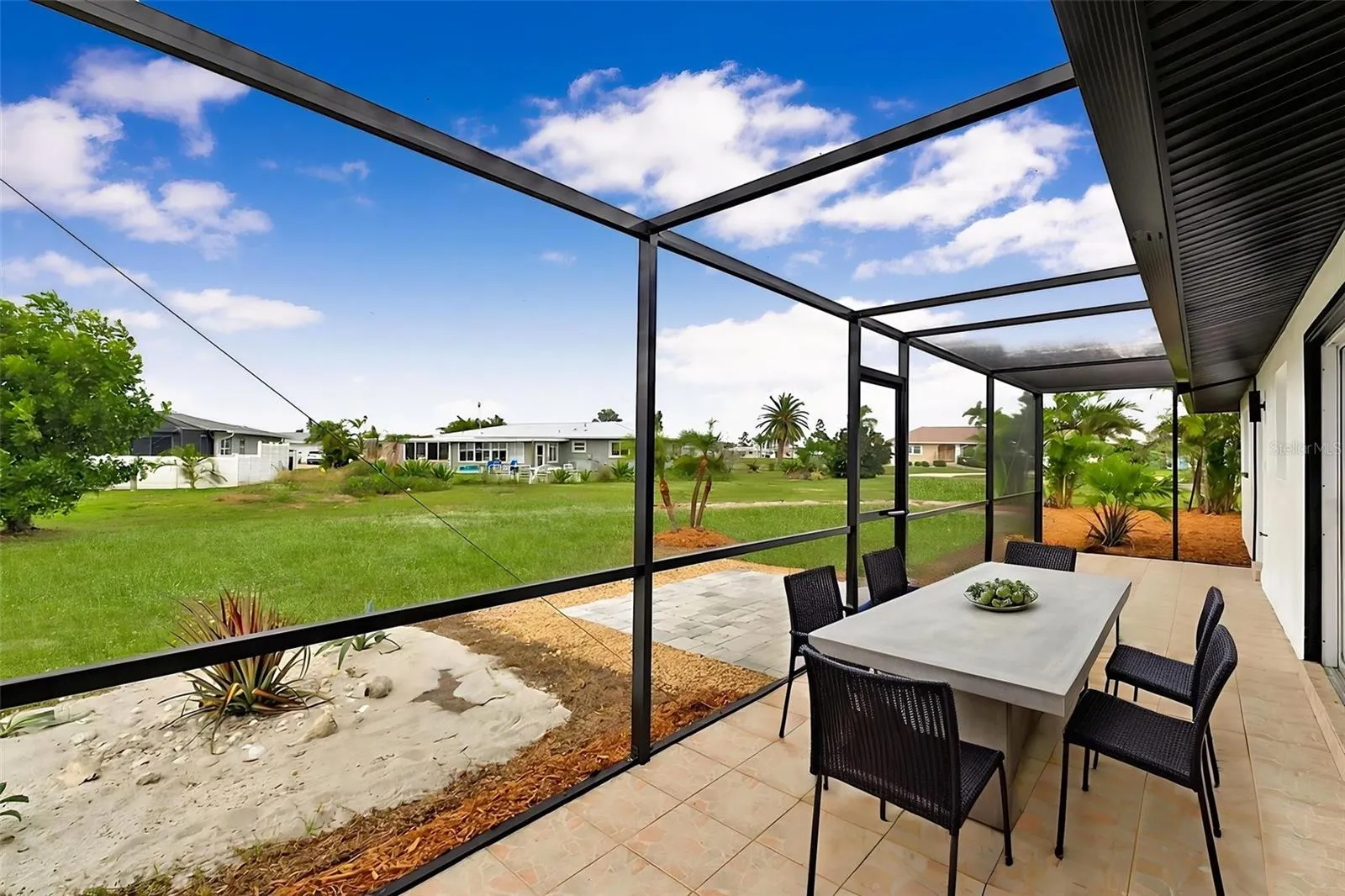 28 GOLFVIEW RD