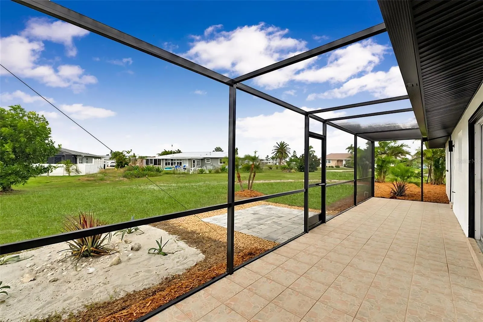 28 GOLFVIEW RD