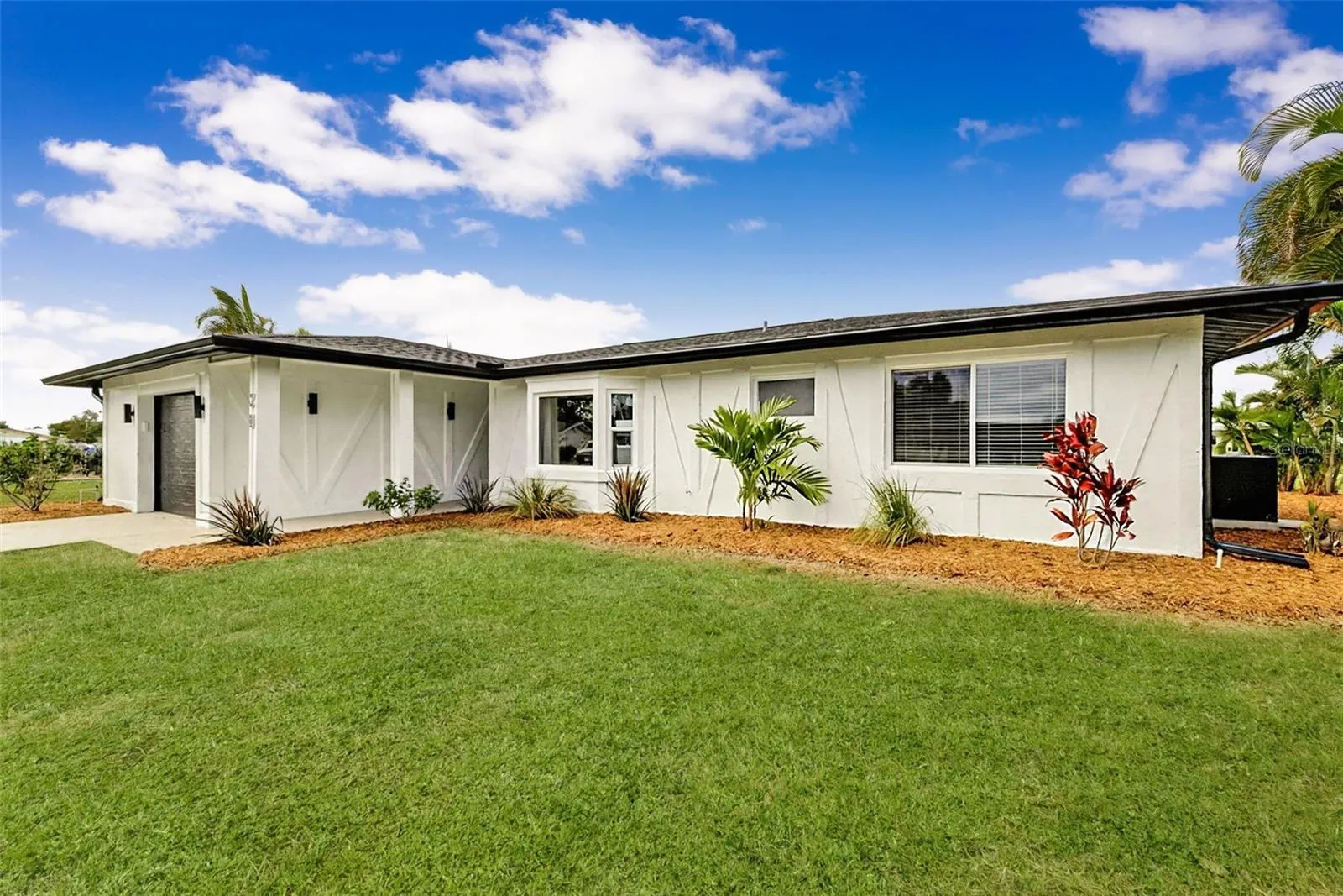 28 GOLFVIEW RD