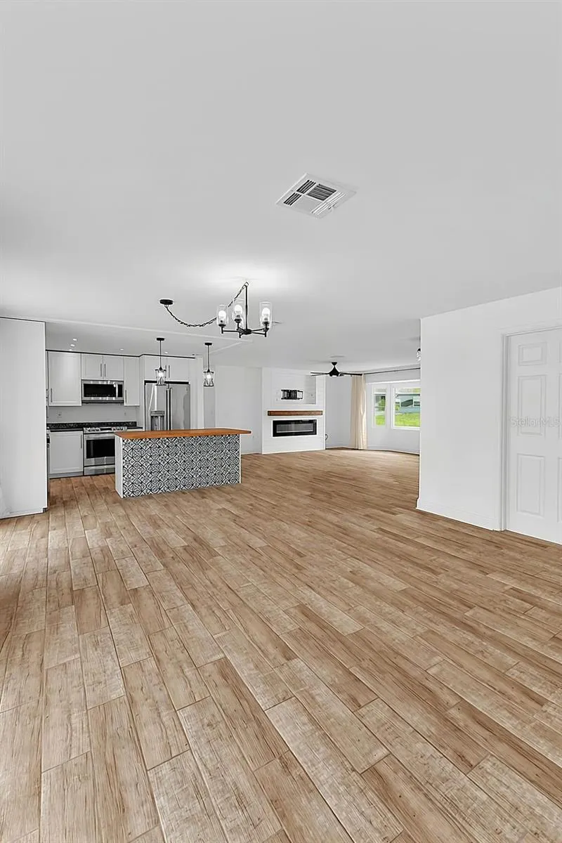 28 GOLFVIEW RD
