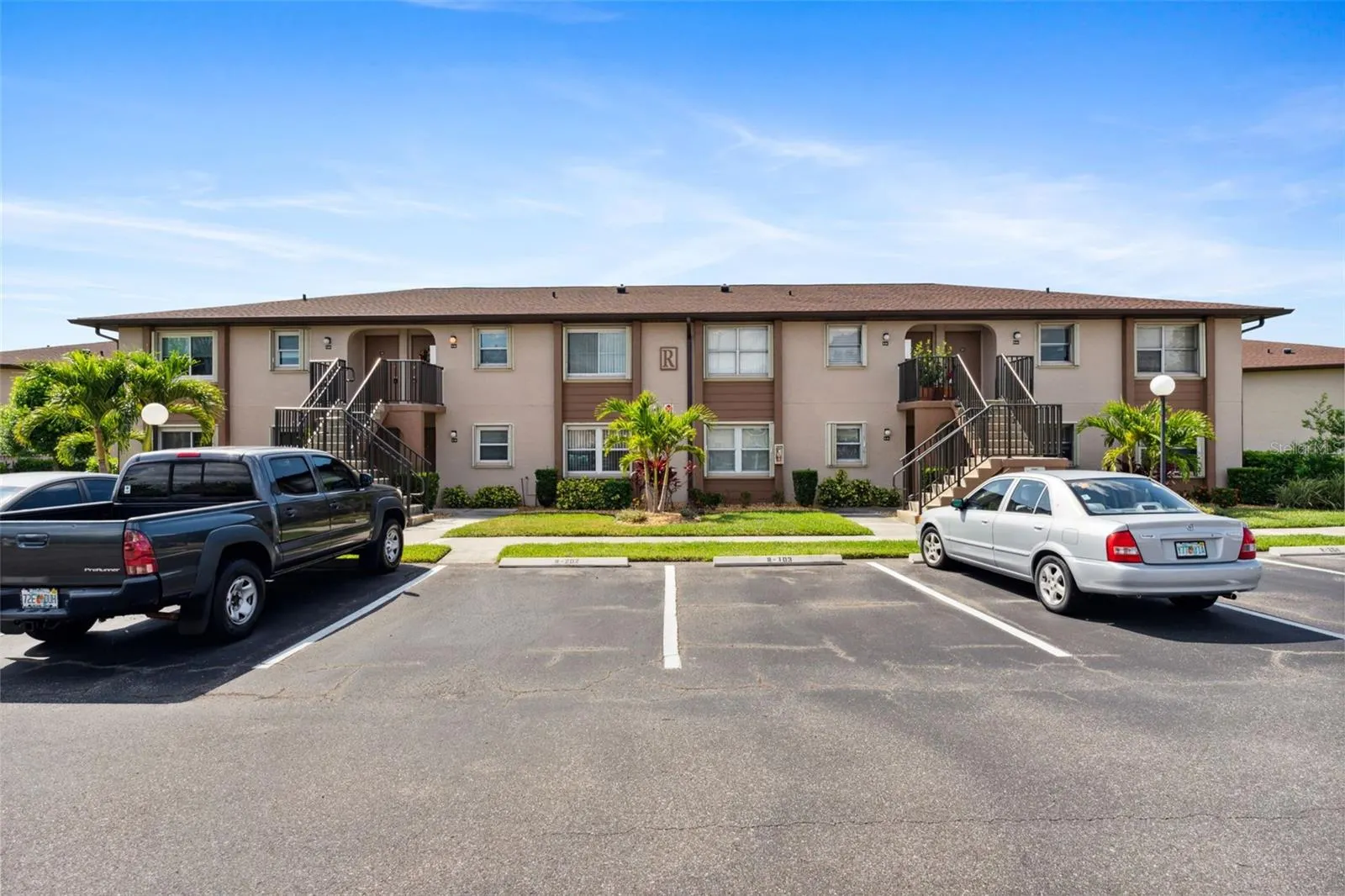 25100 SANDHILL BLVD #R-201 #R-201