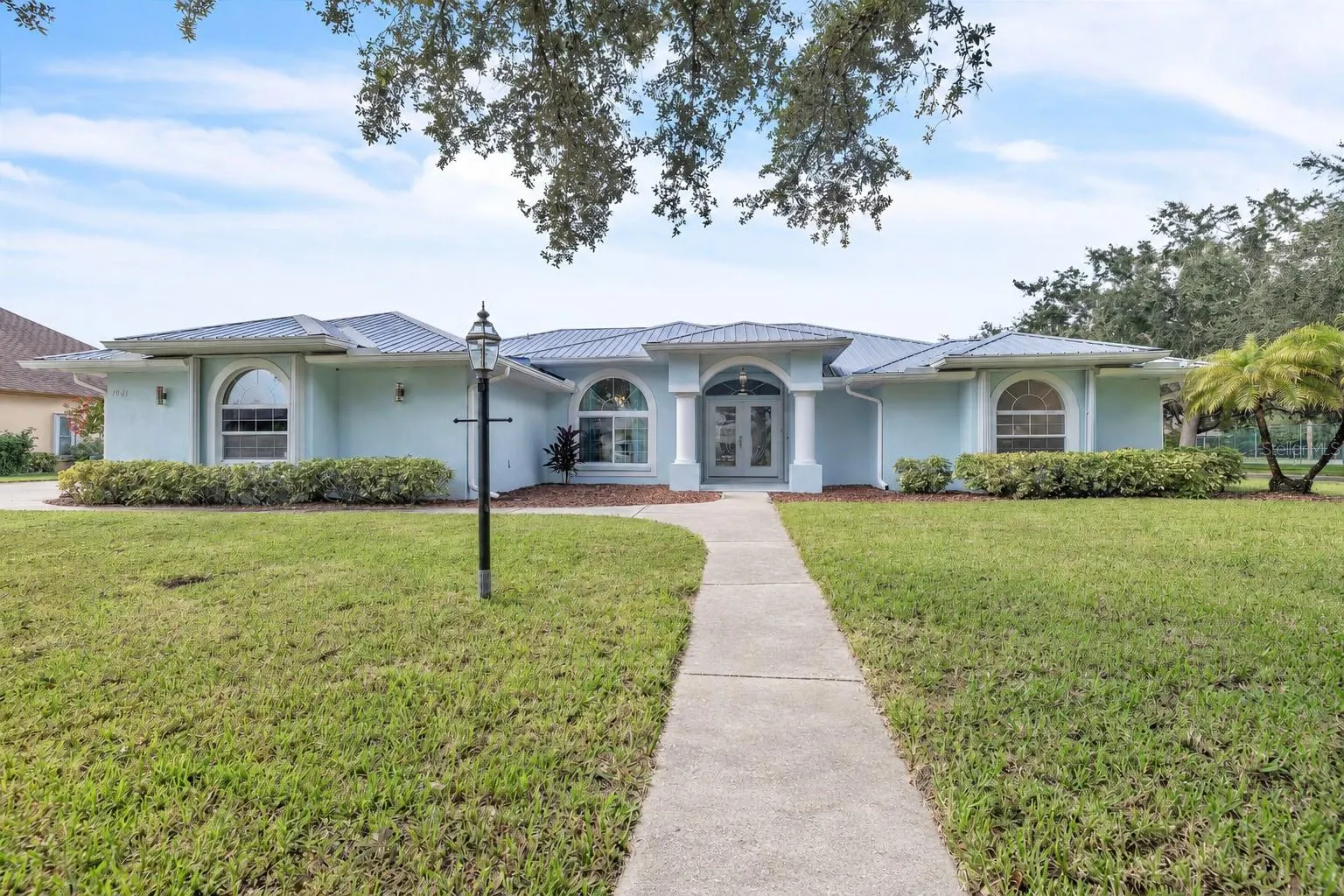 1041 HARBOUR DRAKE DR