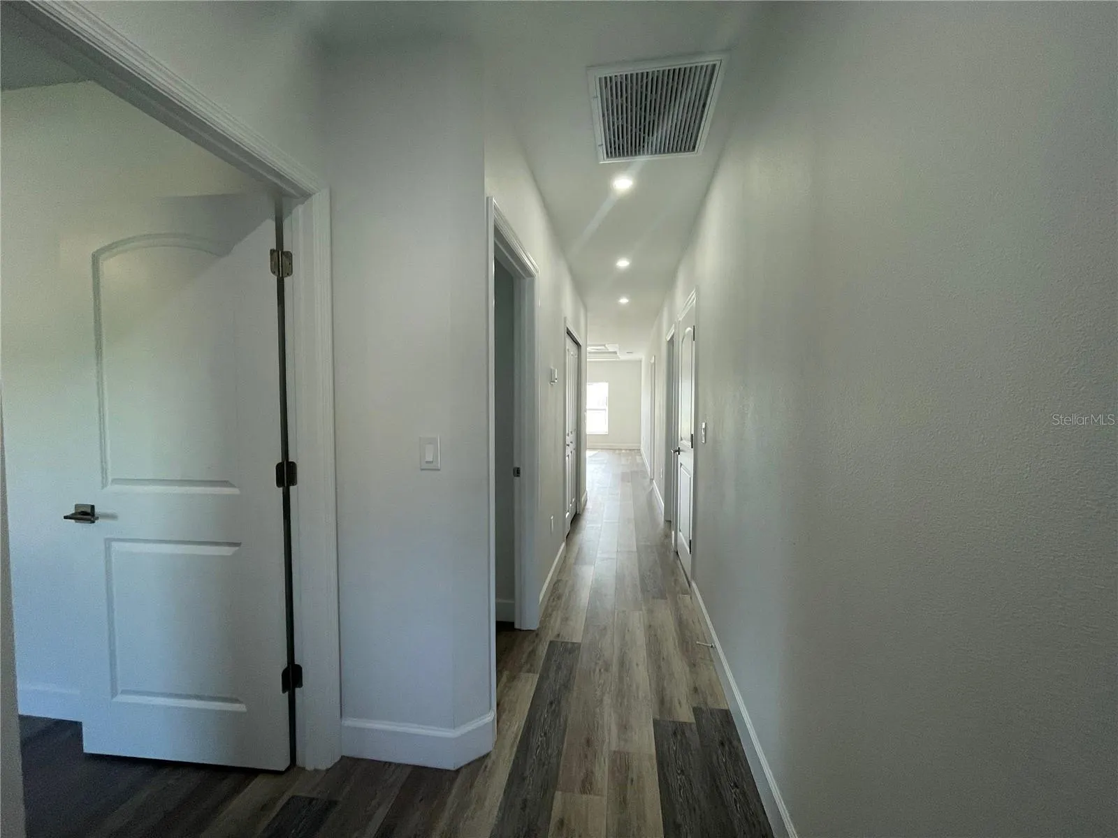 26 DONLON DR