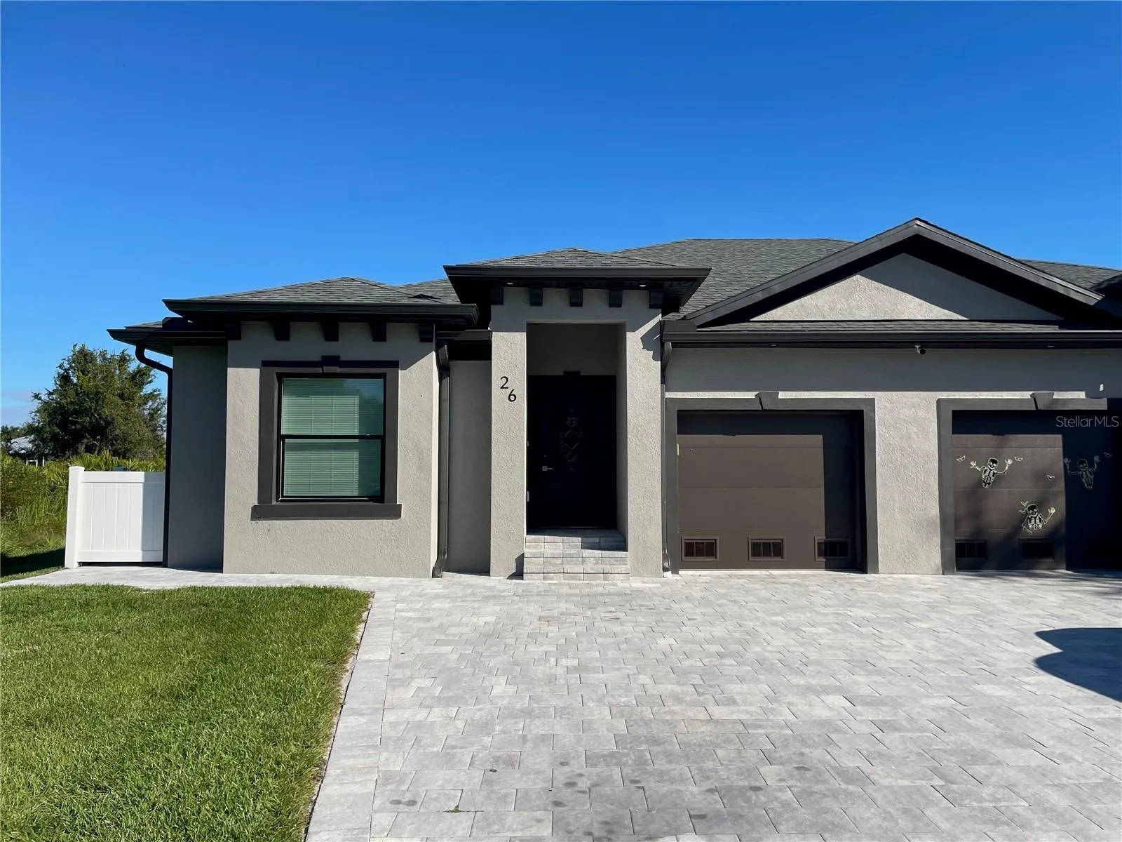 26 DONLON DR