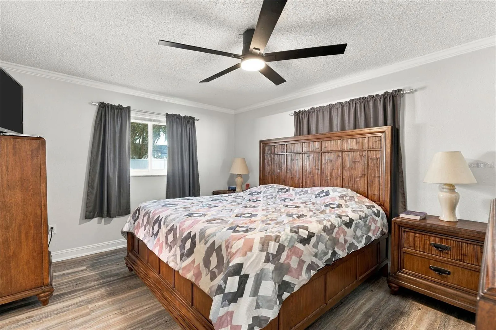 1010 RED BAY TER NW