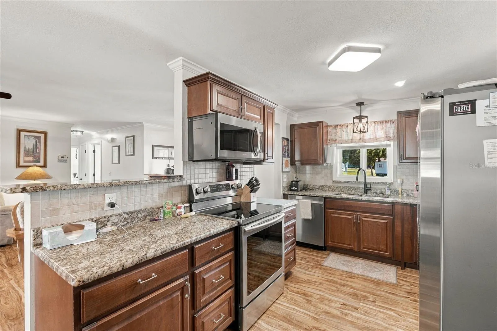 1010 RED BAY TER NW