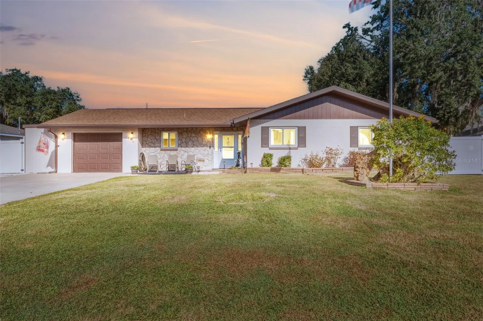 1010 RED BAY TER NW