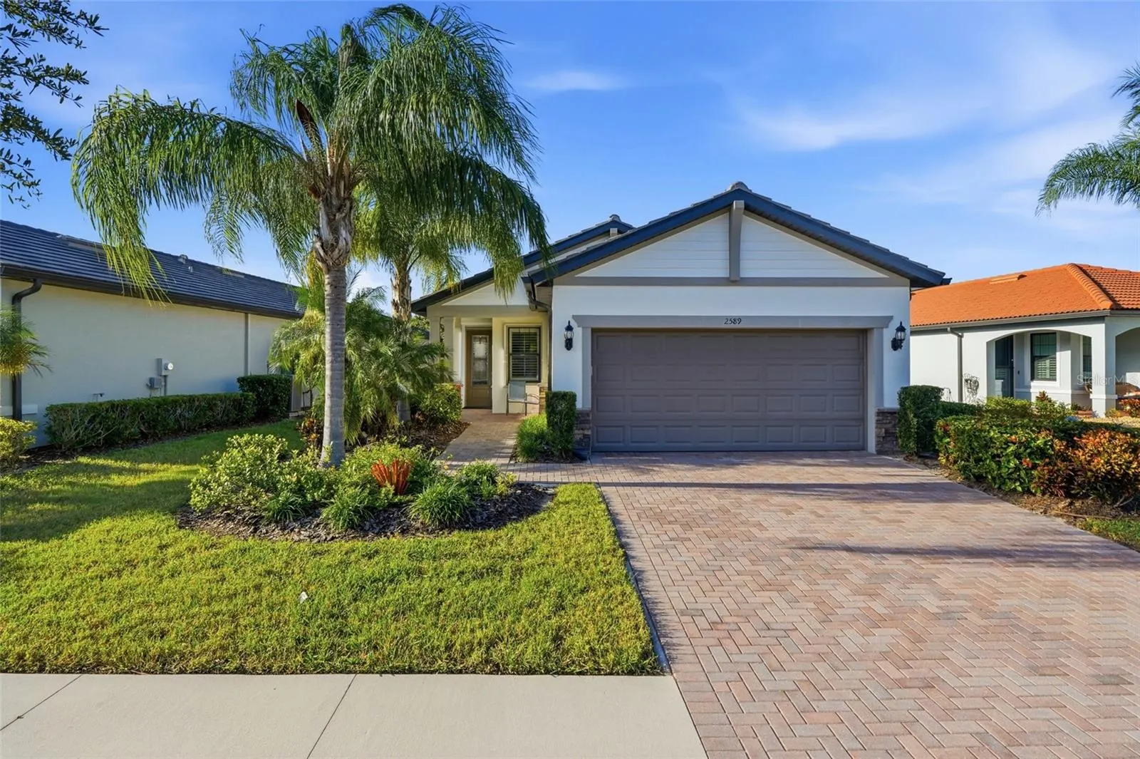 2589 DAISY DR