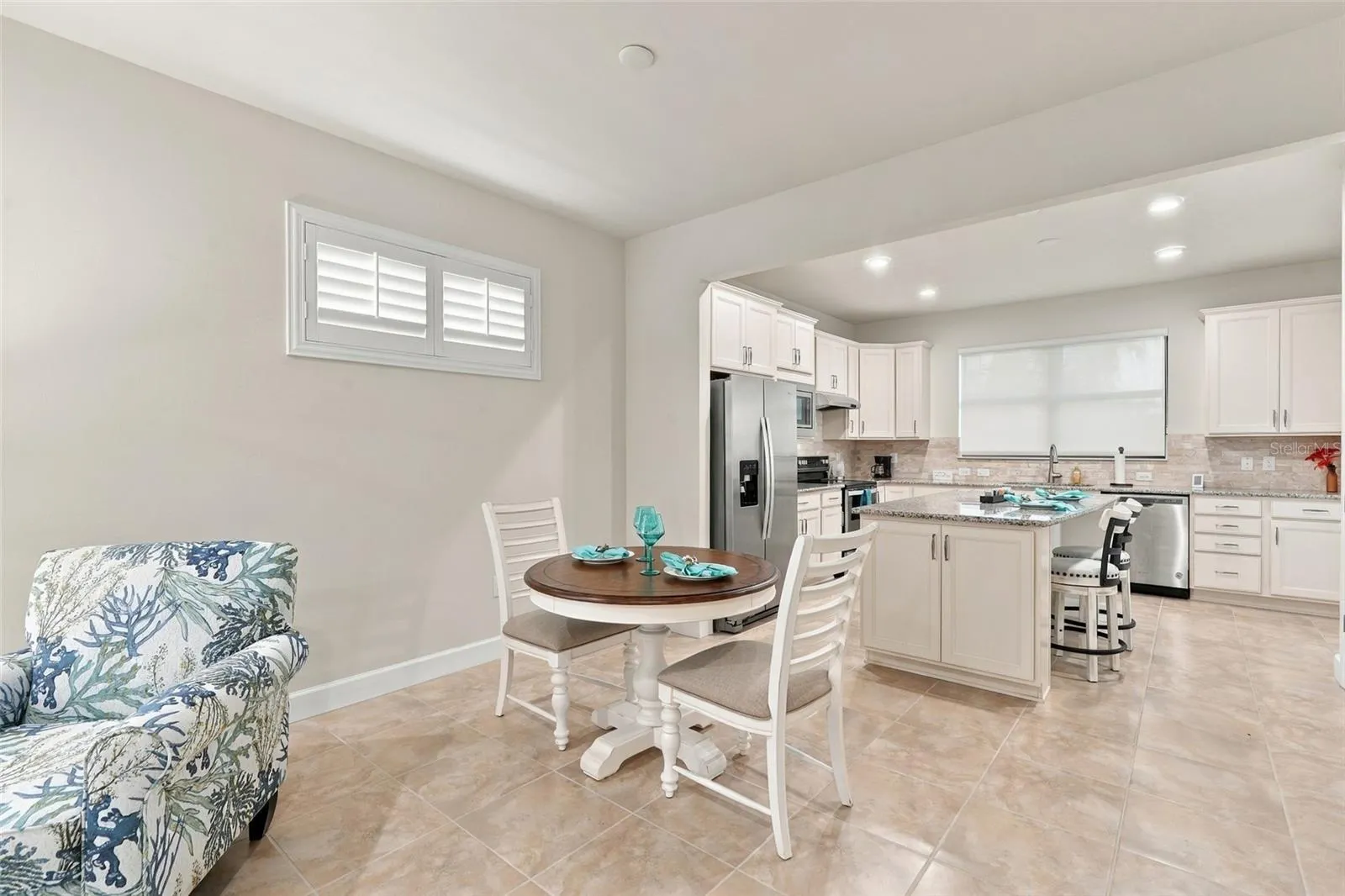 2589 DAISY DR