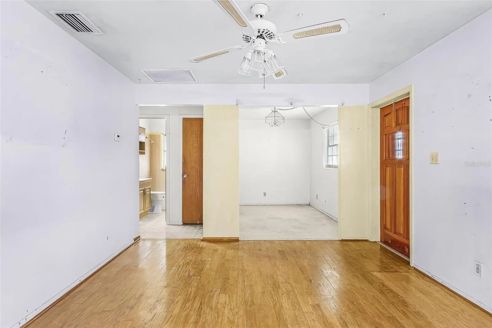 2450 AZTEC DR
